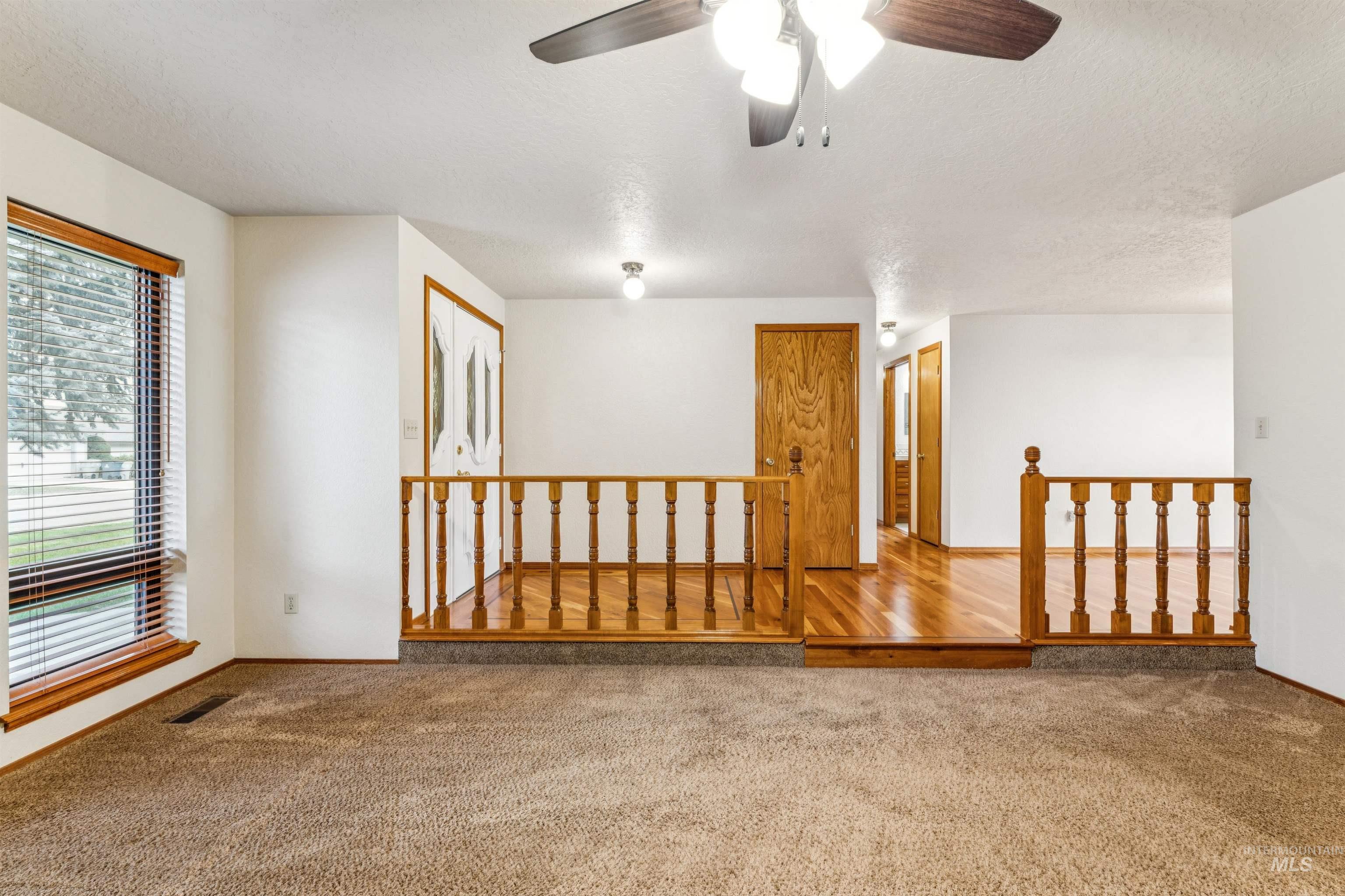 2421 Airport Ave., Caldwell, Idaho 83605, 3 Bedrooms, 2.5 Bathrooms, Residential For Sale, Price $465,000,MLS 98972526