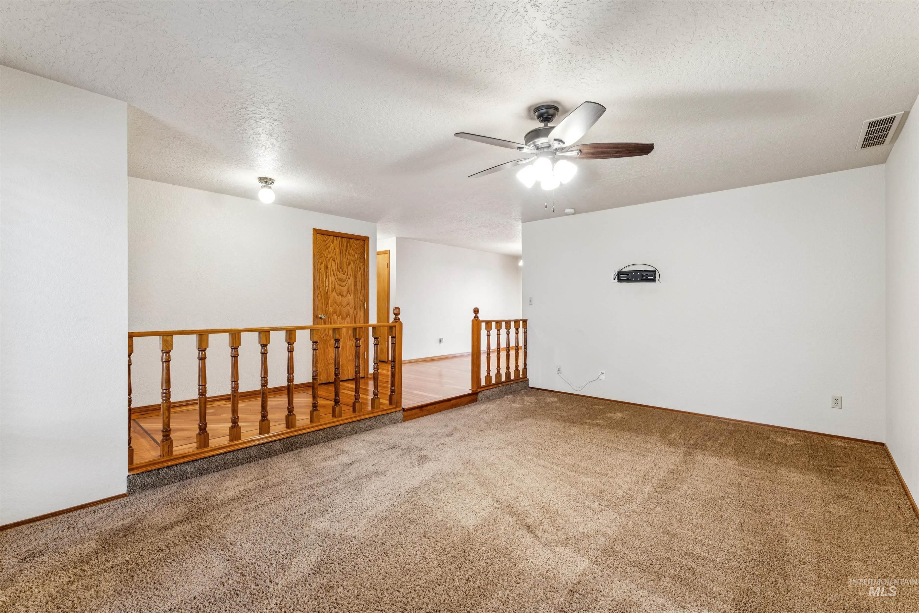 2421 Airport Ave., Caldwell, Idaho 83605, 3 Bedrooms, 2.5 Bathrooms, Residential For Sale, Price $465,000,MLS 98972526