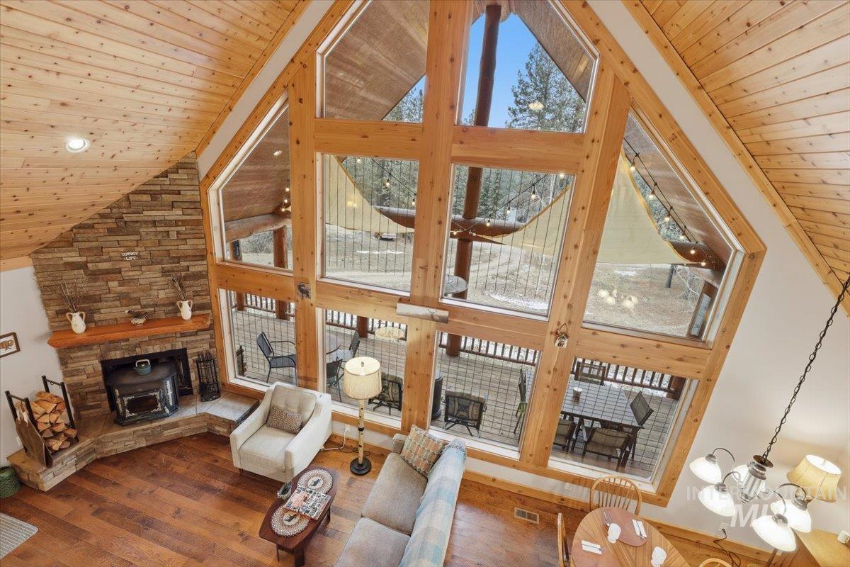 20 Valley High Rd, Garden Valley, Idaho 83622, 2 Bedrooms, 2 Bathrooms, Residential For Sale, Price $619,000,MLS 98972527