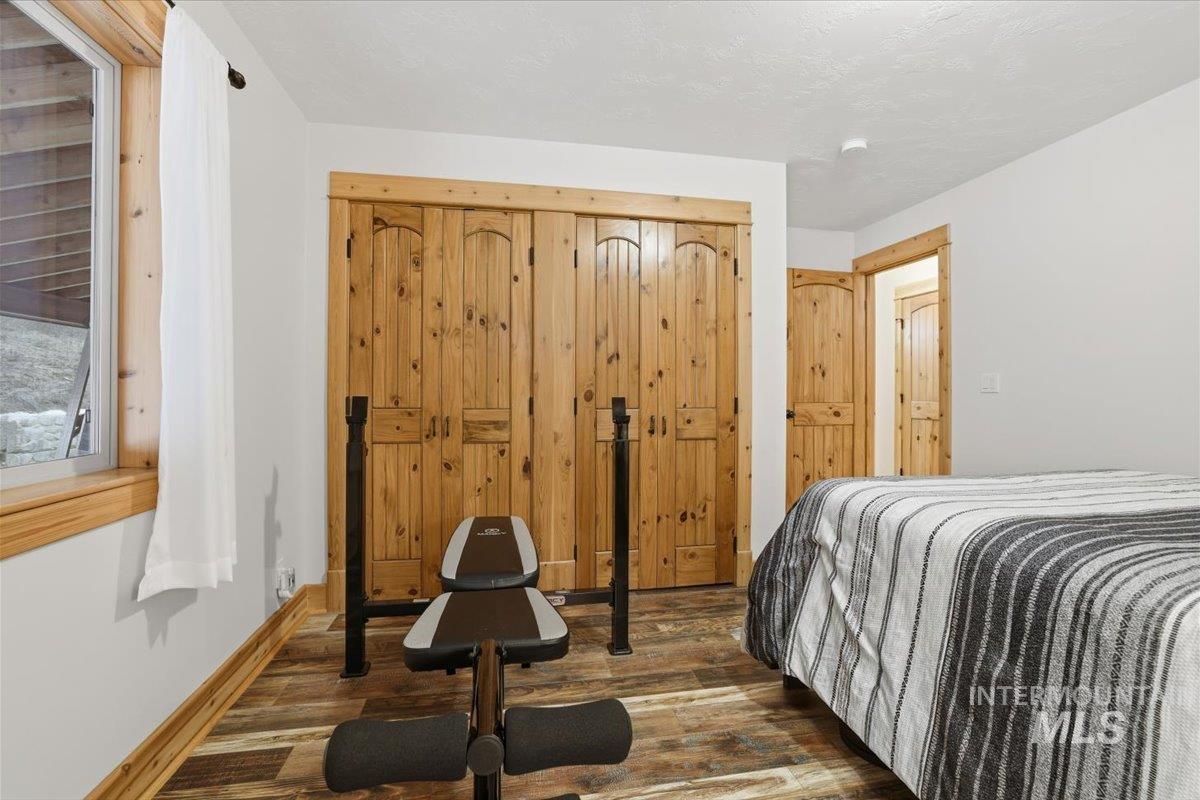 20 Valley High Rd, Garden Valley, Idaho 83622, 2 Bedrooms, 2 Bathrooms, Residential For Sale, Price $619,000,MLS 98972527