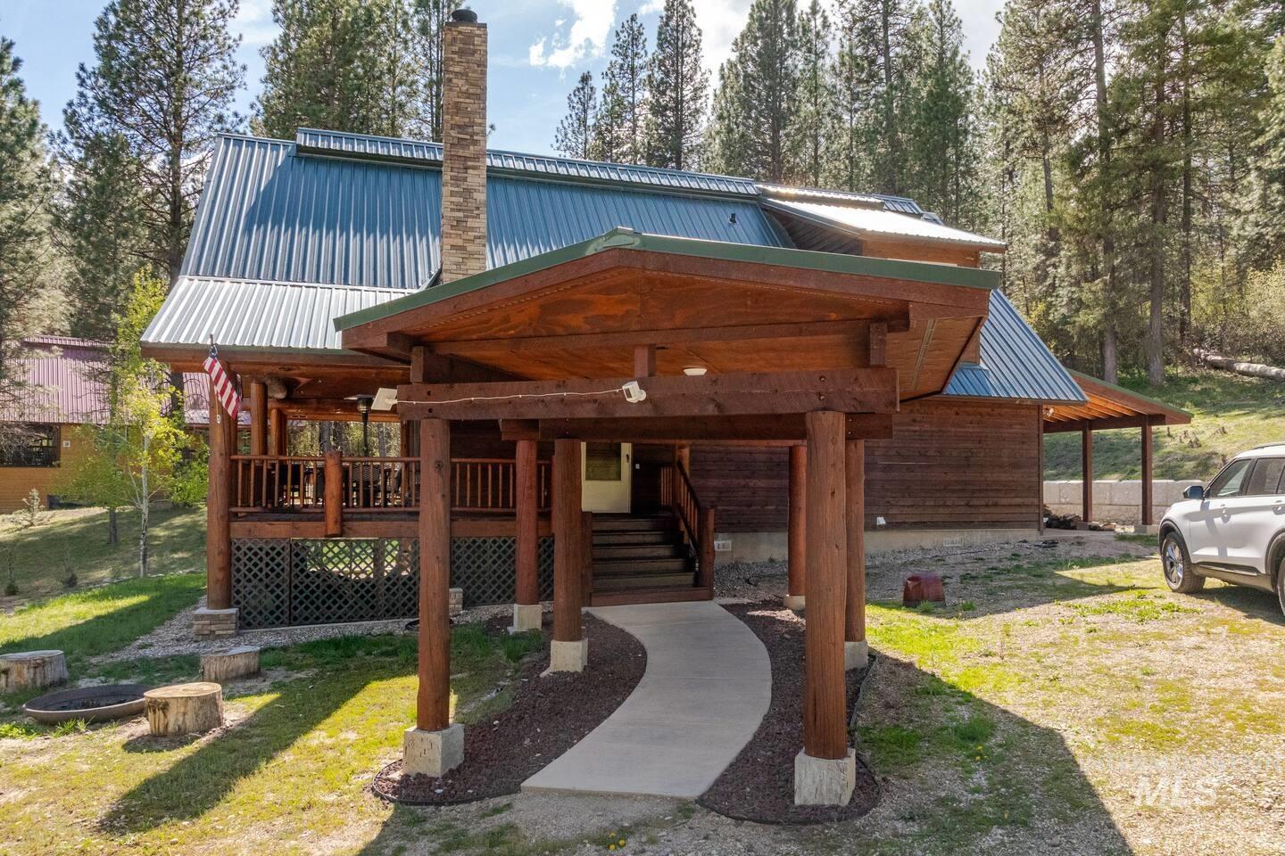 20 Valley High Rd, Garden Valley, Idaho 83622, 2 Bedrooms, 2 Bathrooms, Residential For Sale, Price $619,000,MLS 98972527