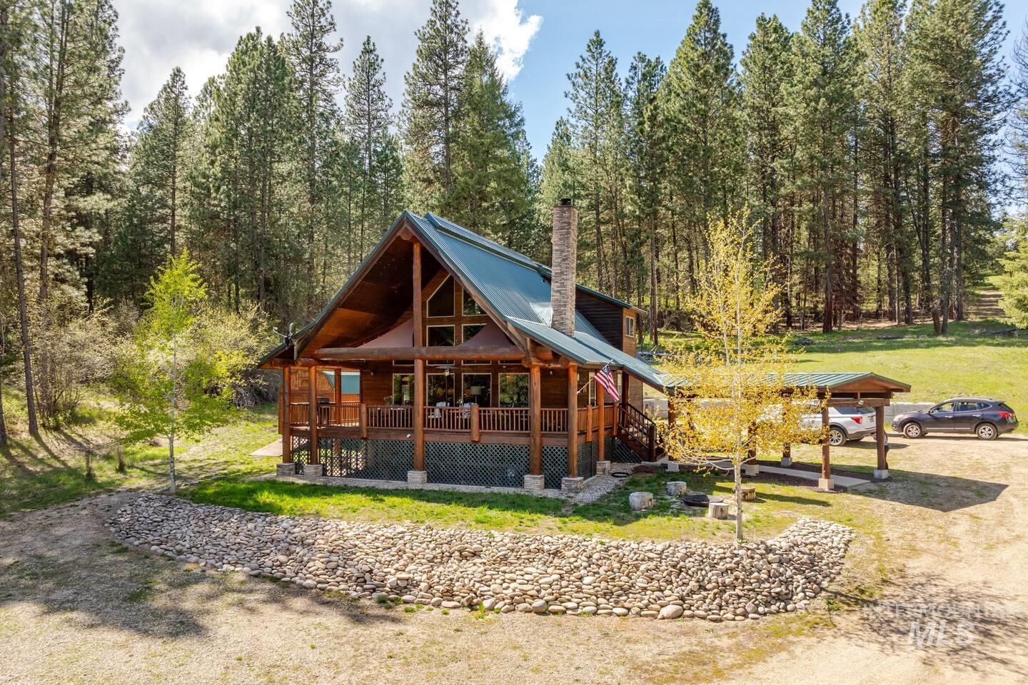 20 Valley High Rd, Garden Valley, Idaho 83622, 2 Bedrooms, 2 Bathrooms, Residential For Sale, Price $619,000,MLS 98972527