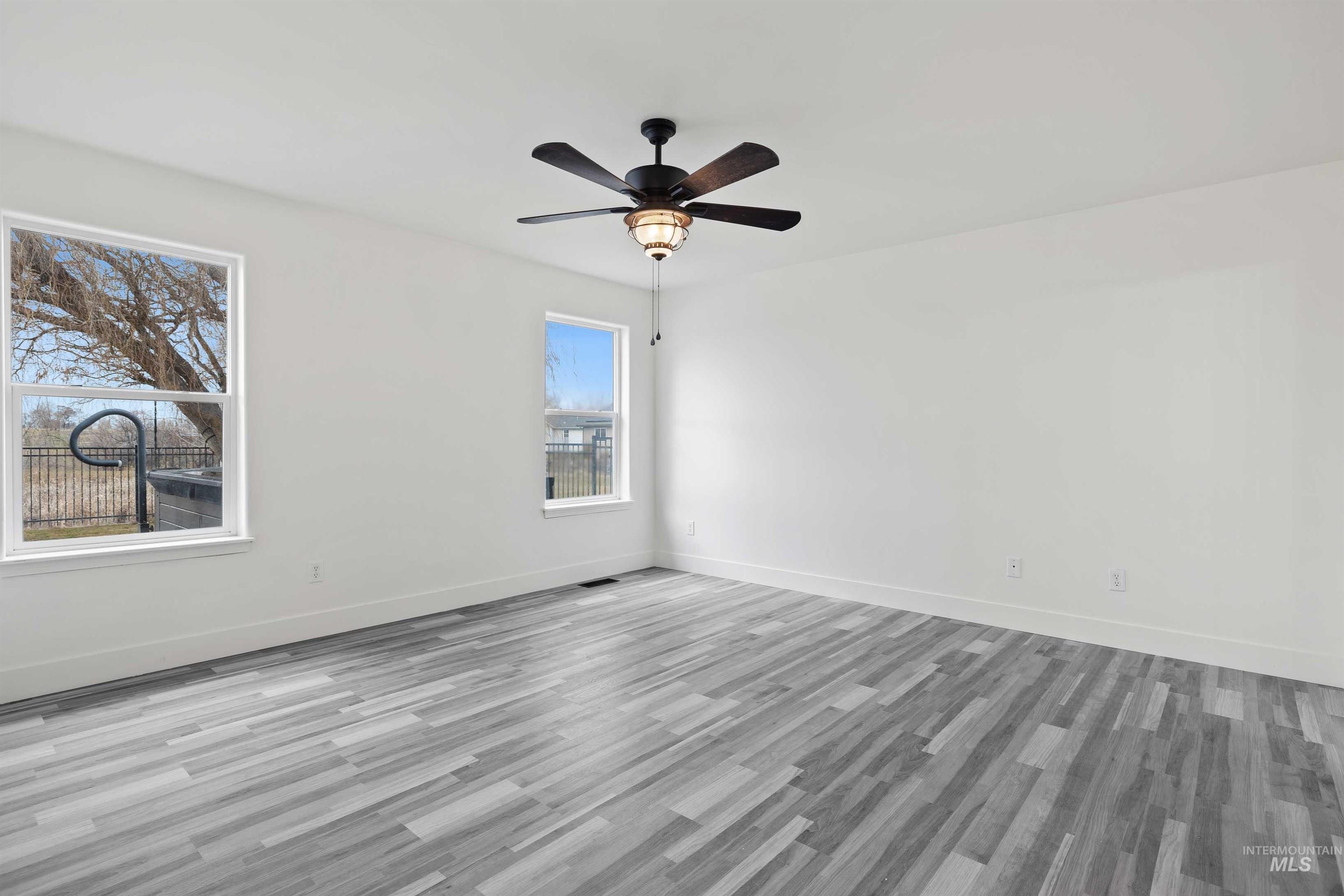 620 Titleist Ct, Twin Falls, Idaho 83301, 4 Bedrooms, 2 Bathrooms, Residential For Sale, Price $369,000,MLS 98972528