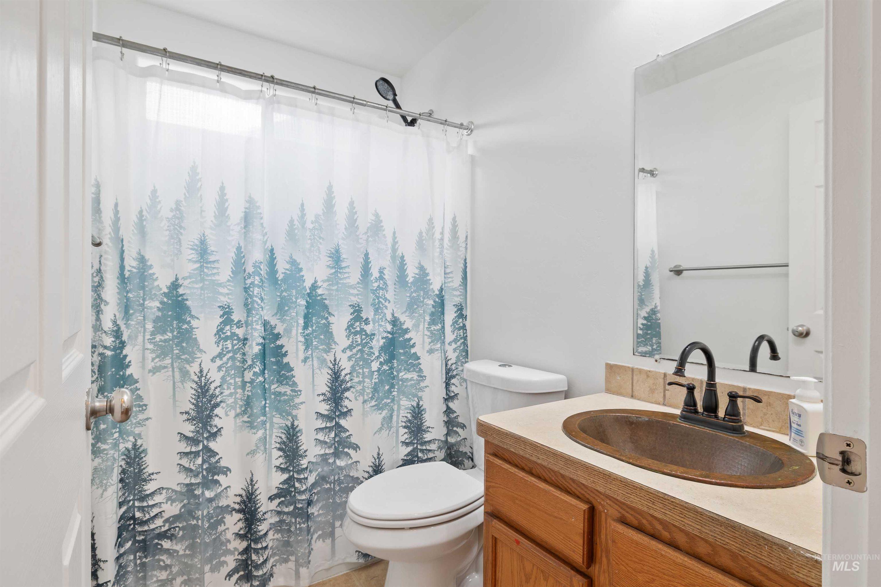 620 Titleist Ct, Twin Falls, Idaho 83301, 4 Bedrooms, 2 Bathrooms, Residential For Sale, Price $369,000,MLS 98972528