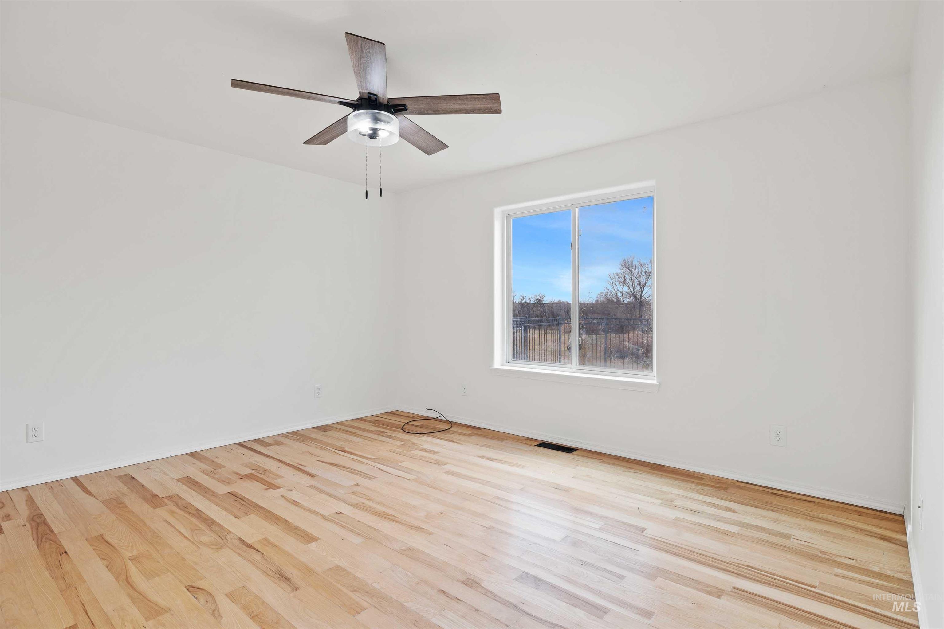 620 Titleist Ct, Twin Falls, Idaho 83301, 4 Bedrooms, 2 Bathrooms, Residential For Sale, Price $369,000,MLS 98972528