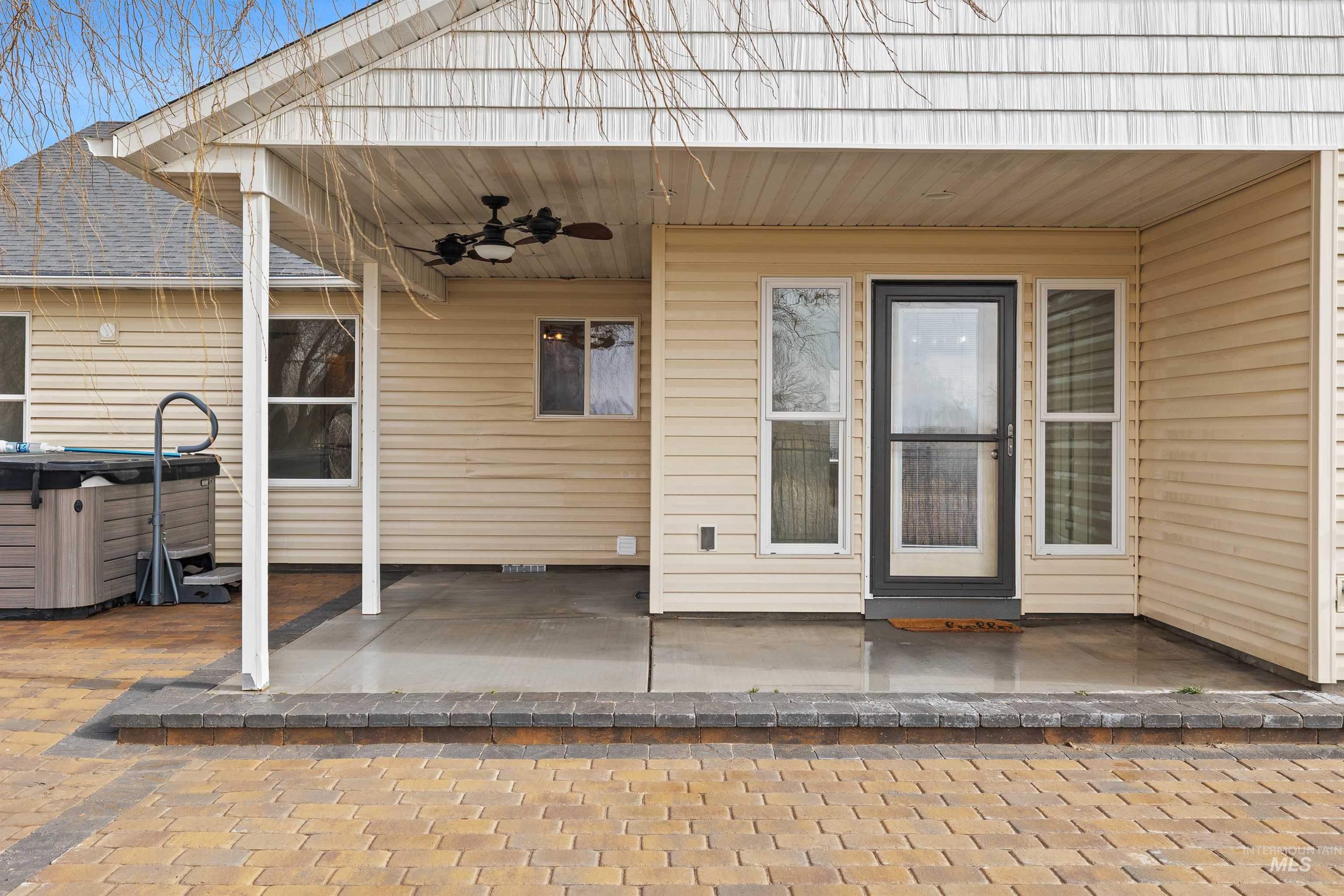 620 Titleist Ct, Twin Falls, Idaho 83301, 4 Bedrooms, 2 Bathrooms, Residential For Sale, Price $369,000,MLS 98972528