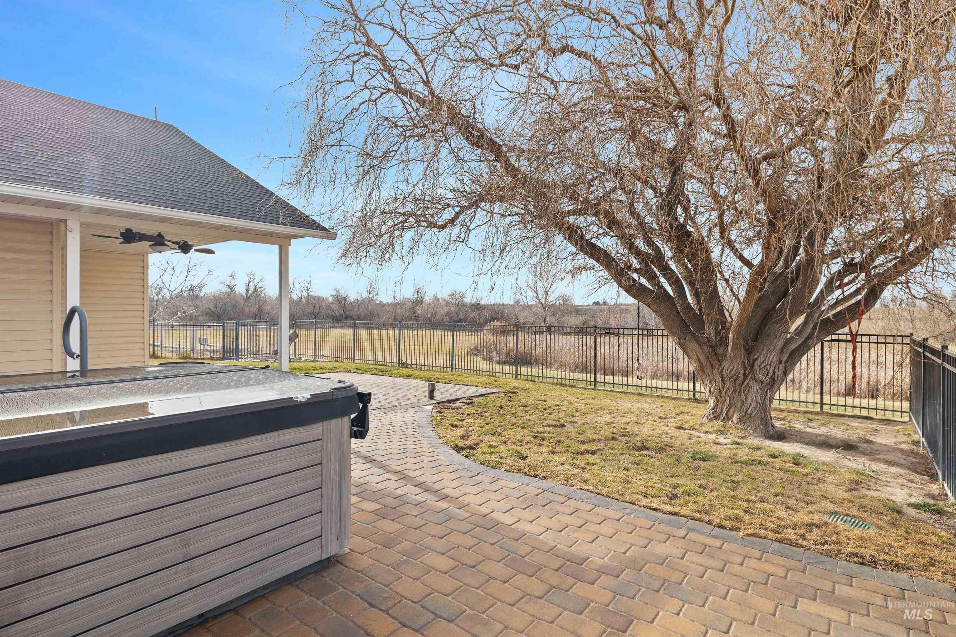 620 Titleist Ct, Twin Falls, Idaho 83301, 4 Bedrooms, 2 Bathrooms, Residential For Sale, Price $369,000,MLS 98972528