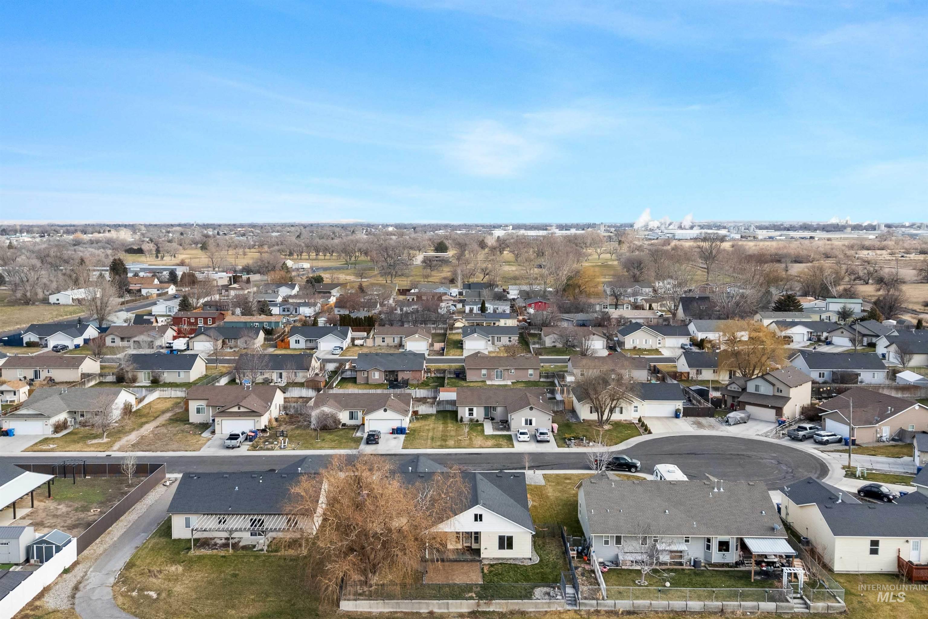 620 Titleist Ct, Twin Falls, Idaho 83301, 4 Bedrooms, 2 Bathrooms, Residential For Sale, Price $369,000,MLS 98972528