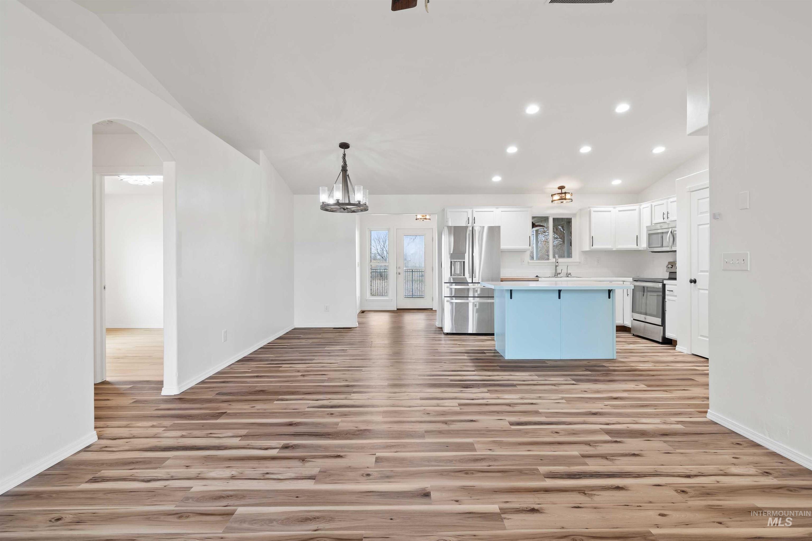 620 Titleist Ct, Twin Falls, Idaho 83301, 4 Bedrooms, 2 Bathrooms, Residential For Sale, Price $369,000,MLS 98972528