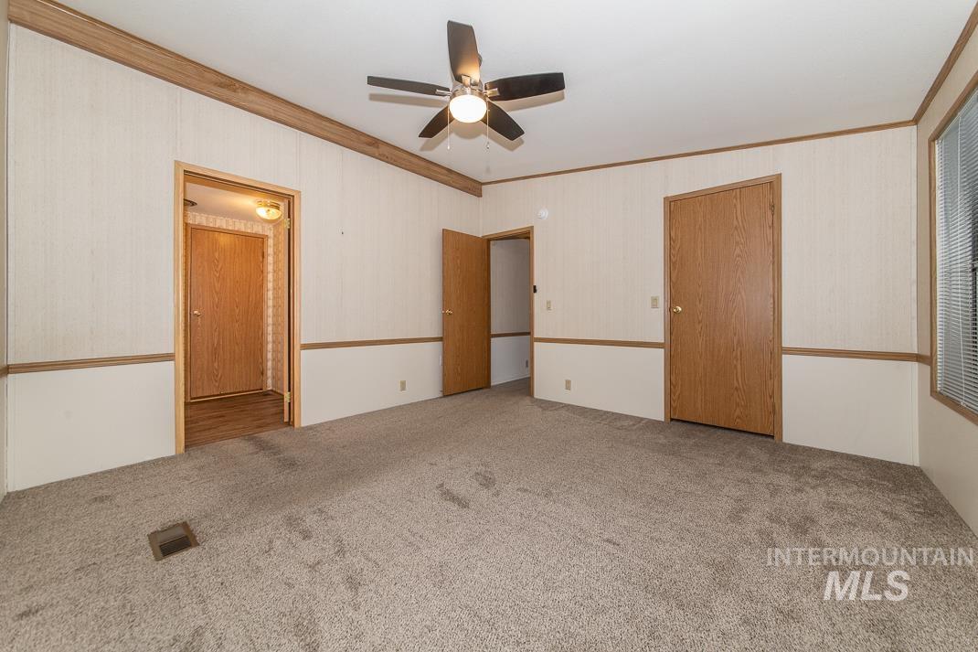 2401 S. Owyhee Street, Boise, Idaho 83705, 2 Bedrooms, 2 Bathrooms, Residential For Sale, Price $120,000,MLS 98972530