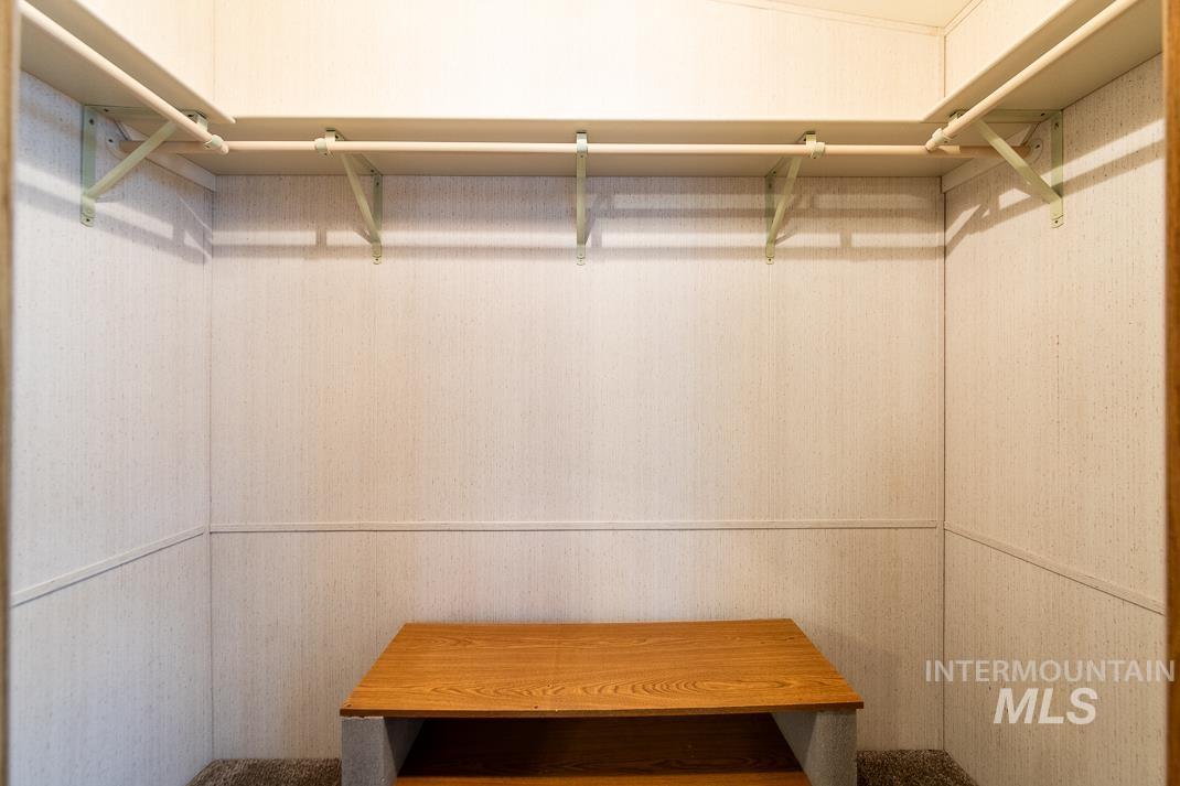 2401 S. Owyhee Street, Boise, Idaho 83705, 2 Bedrooms, 2 Bathrooms, Residential For Sale, Price $120,000,MLS 98972530