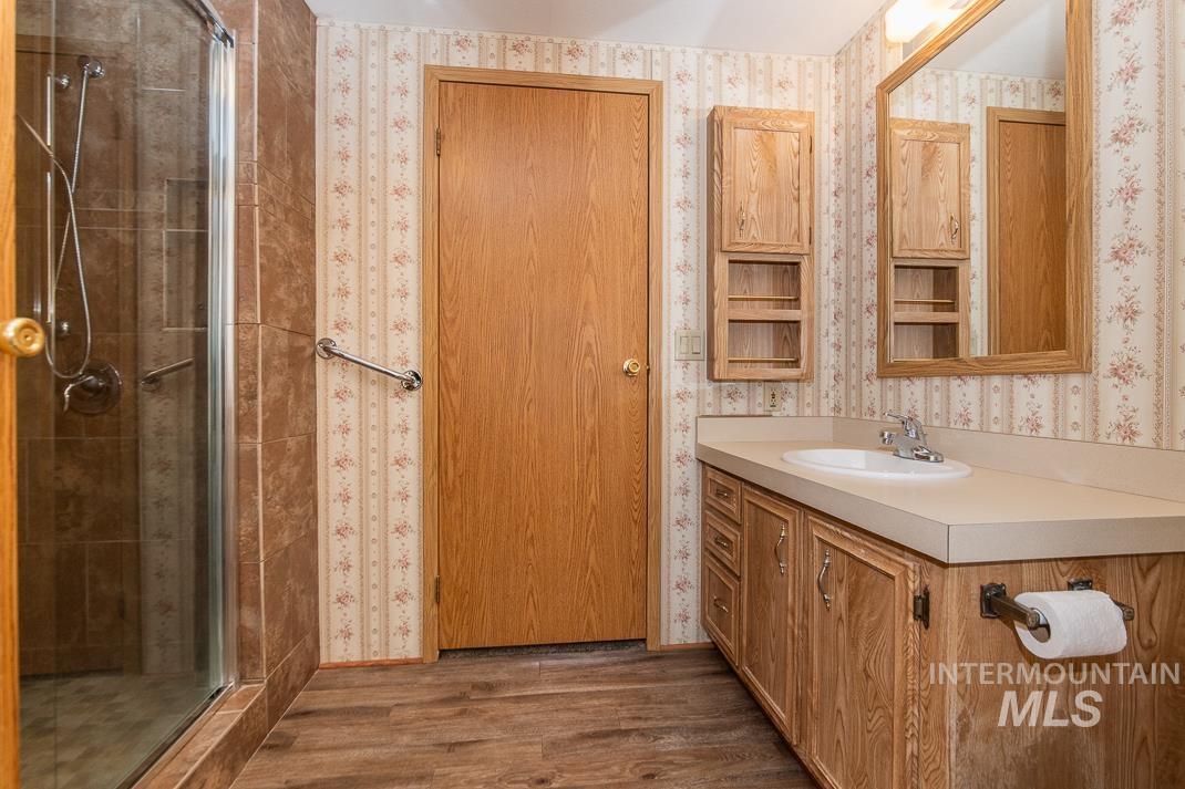 2401 S. Owyhee Street, Boise, Idaho 83705, 2 Bedrooms, 2 Bathrooms, Residential For Sale, Price $120,000,MLS 98972530