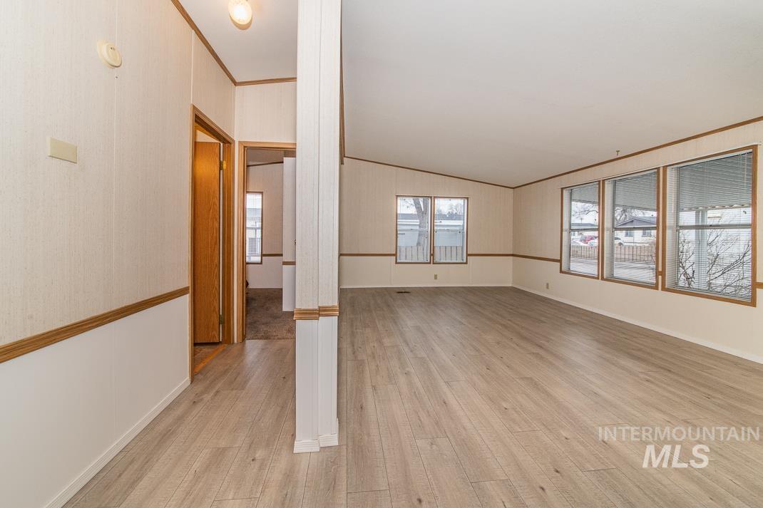 2401 S. Owyhee Street, Boise, Idaho 83705, 2 Bedrooms, 2 Bathrooms, Residential For Sale, Price $120,000,MLS 98972530