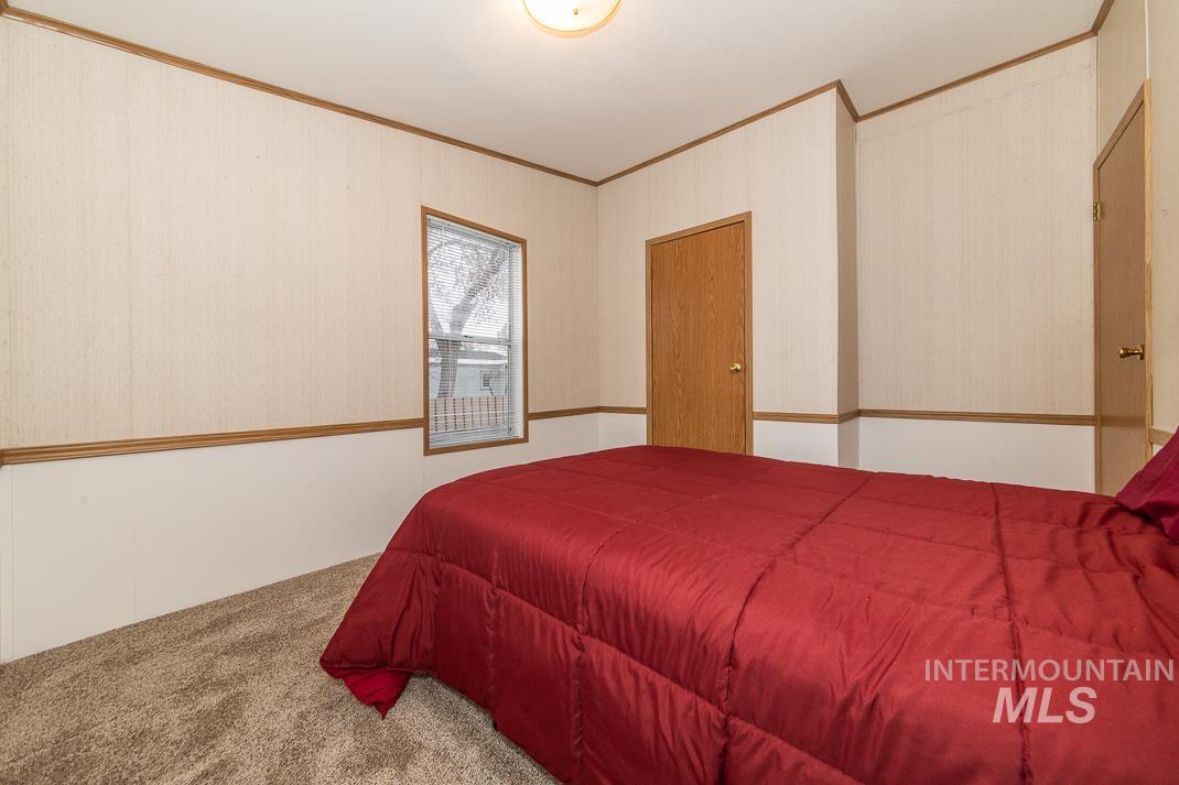 2401 S. Owyhee Street, Boise, Idaho 83705, 2 Bedrooms, 2 Bathrooms, Residential For Sale, Price $120,000,MLS 98972530