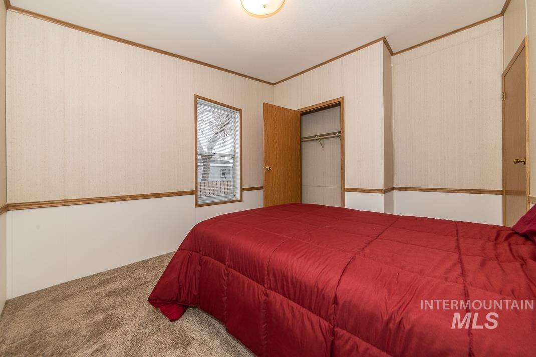 2401 S. Owyhee Street, Boise, Idaho 83705, 2 Bedrooms, 2 Bathrooms, Residential For Sale, Price $120,000,MLS 98972530