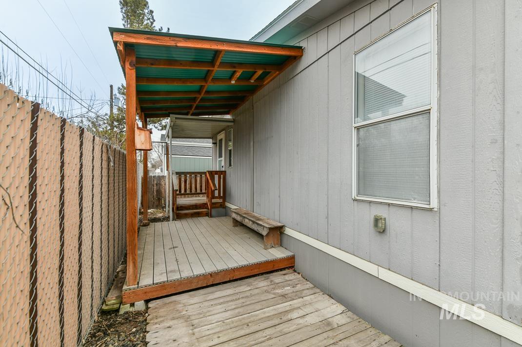 2401 S. Owyhee Street, Boise, Idaho 83705, 2 Bedrooms, 2 Bathrooms, Residential For Sale, Price $120,000,MLS 98972530