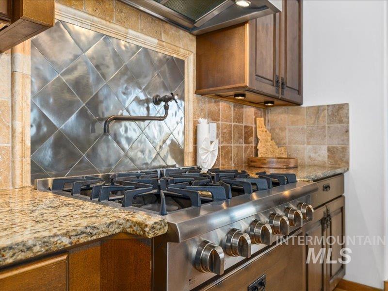 24746 Star Crest Ct, Middleton, Idaho 83644, 5 Bedrooms, 3.5 Bathrooms, Residential For Sale, Price $2,175,000, 98972532