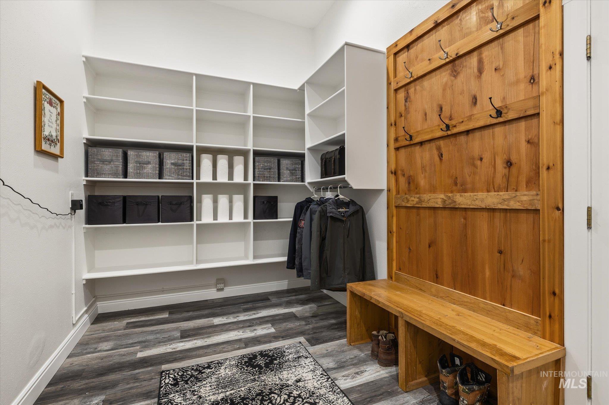 24746 Star Crest Ct, Middleton, Idaho 83644, 5 Bedrooms, 3.5 Bathrooms, Residential For Sale, Price $2,175,000, 98972532