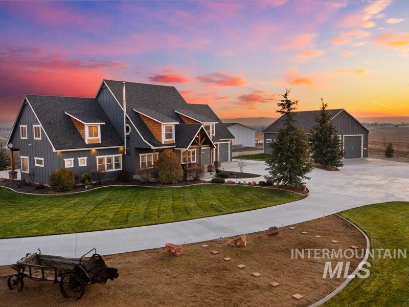 24746 Star Crest Ct, Middleton, Idaho 83644, 5 Bedrooms, 3.5 Bathrooms, Residential For Sale, Price $2,250,000,MLS 98972532