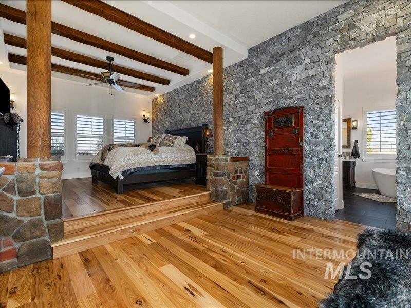 24746 Star Crest Ct, Middleton, Idaho 83644, 5 Bedrooms, 3.5 Bathrooms, Residential For Sale, Price $2,250,000,MLS 98972532