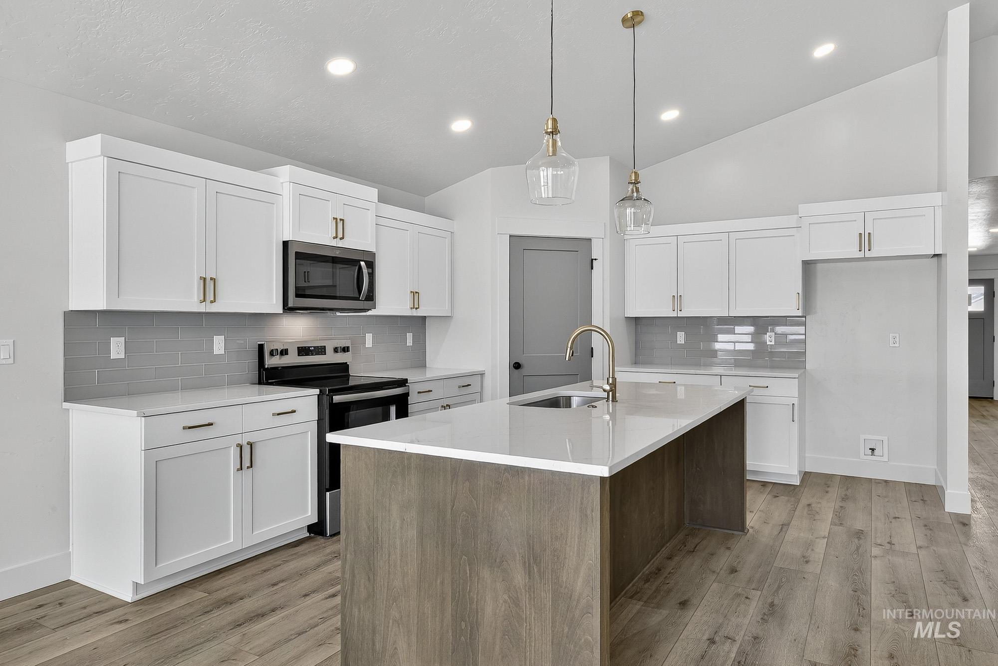 1158 Velvet Loop, Wilder, Idaho 83767, 4 Bedrooms, 2 Bathrooms, Residential For Sale, Price $389,000,MLS 98972533