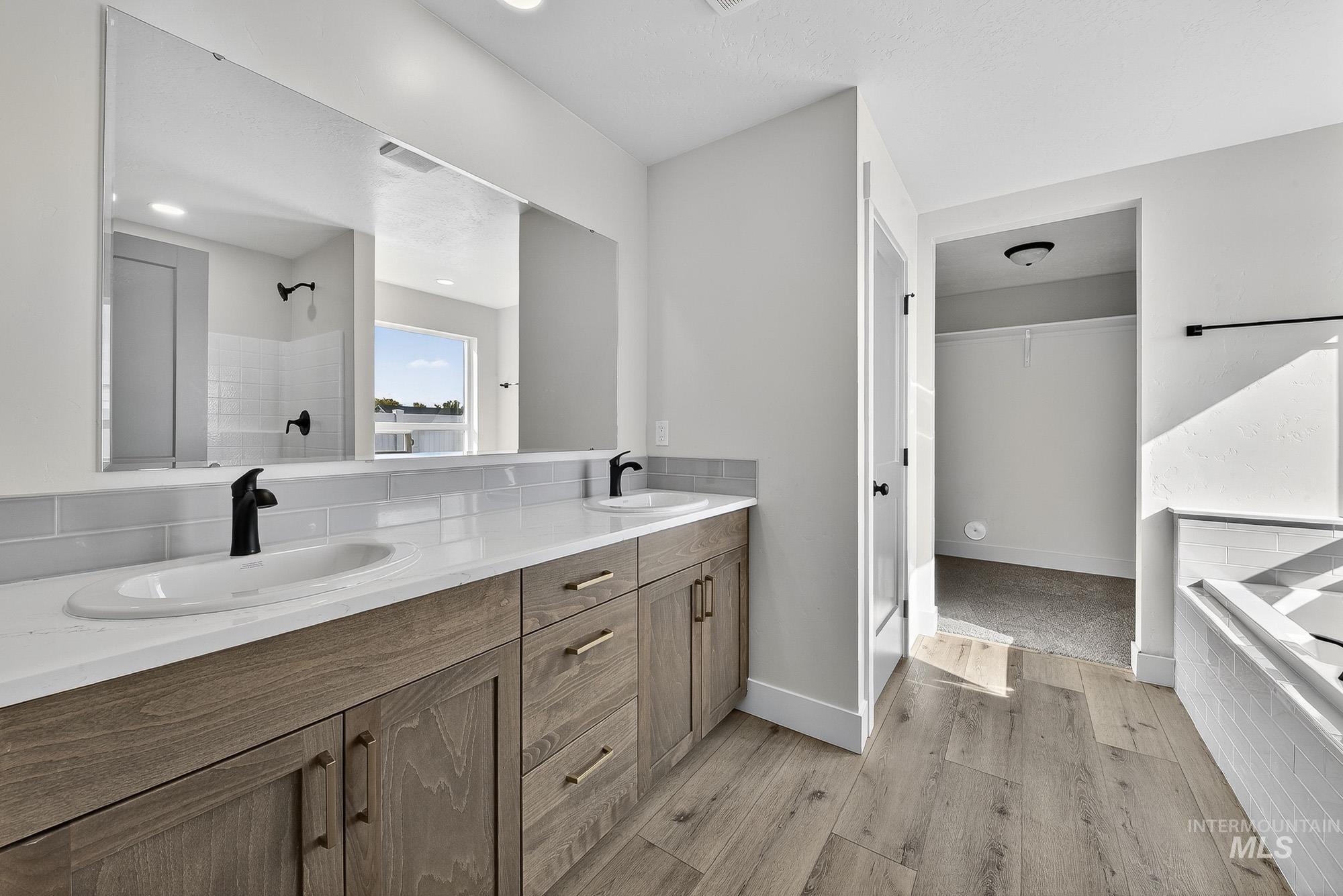 1158 Velvet Loop, Wilder, Idaho 83767, 4 Bedrooms, 2 Bathrooms, Residential For Sale, Price $389,000,MLS 98972533