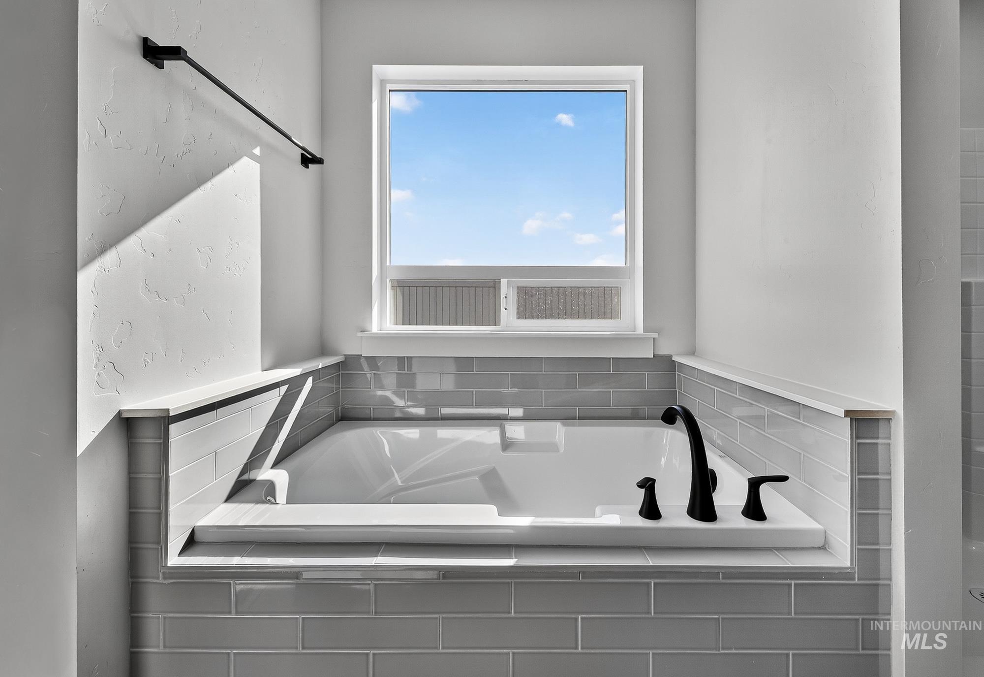 1158 Velvet Loop, Wilder, Idaho 83767, 4 Bedrooms, 2 Bathrooms, Residential For Sale, Price $389,000,MLS 98972533