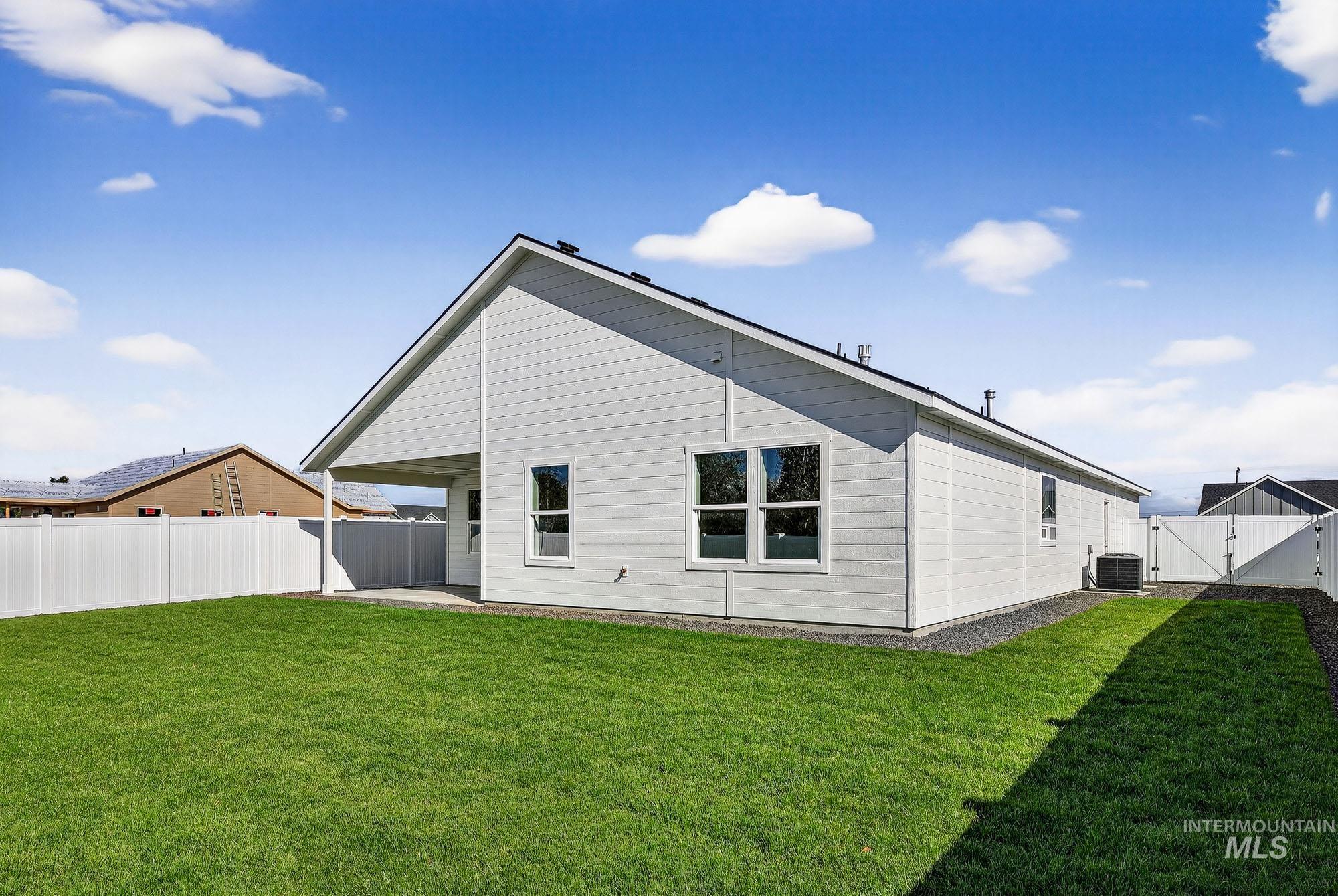 1158 Velvet Loop, Wilder, Idaho 83767, 4 Bedrooms, 2 Bathrooms, Residential For Sale, Price $389,000,MLS 98972533