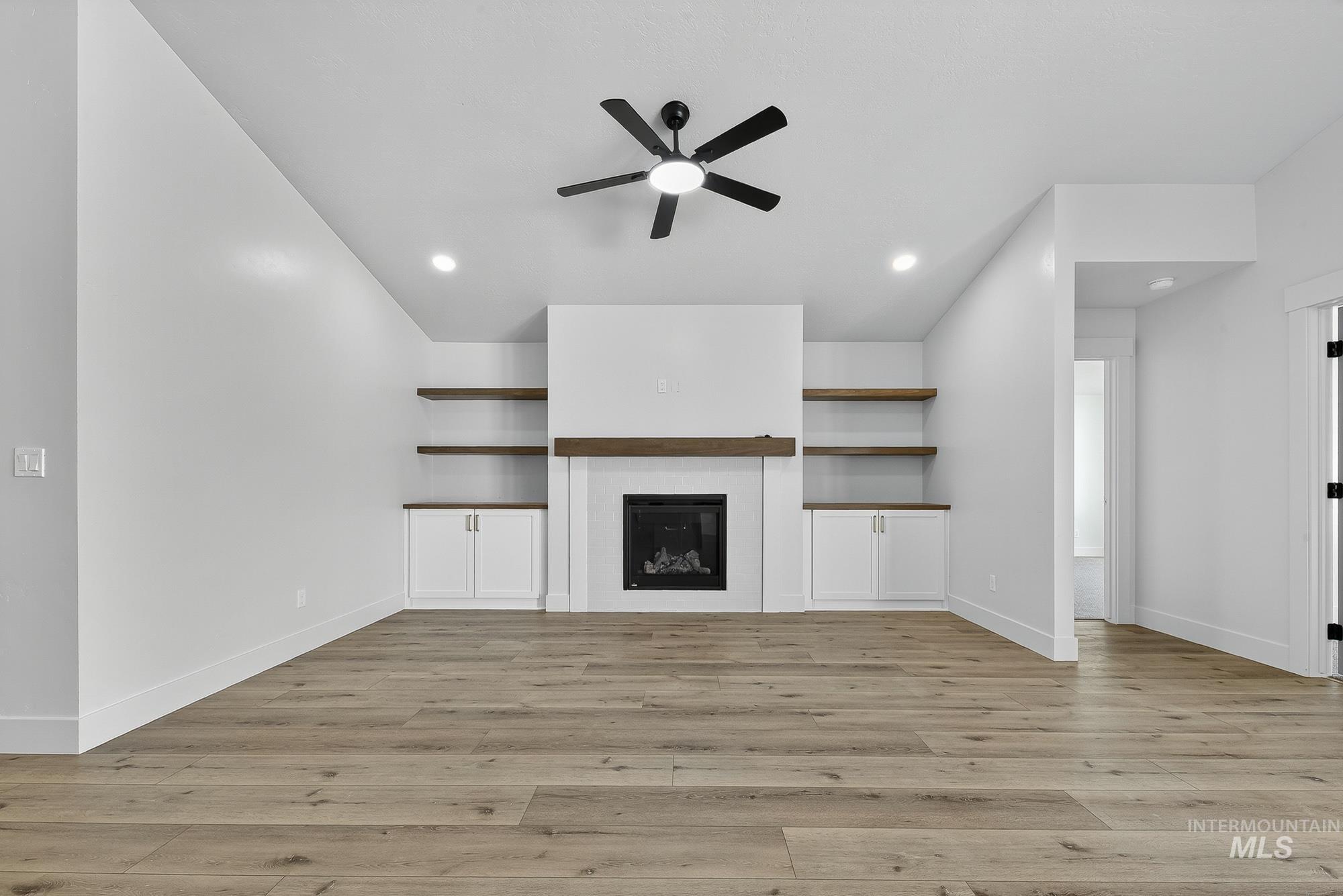 1158 Velvet Loop, Wilder, Idaho 83767, 4 Bedrooms, 2 Bathrooms, Residential For Sale, Price $389,000,MLS 98972533