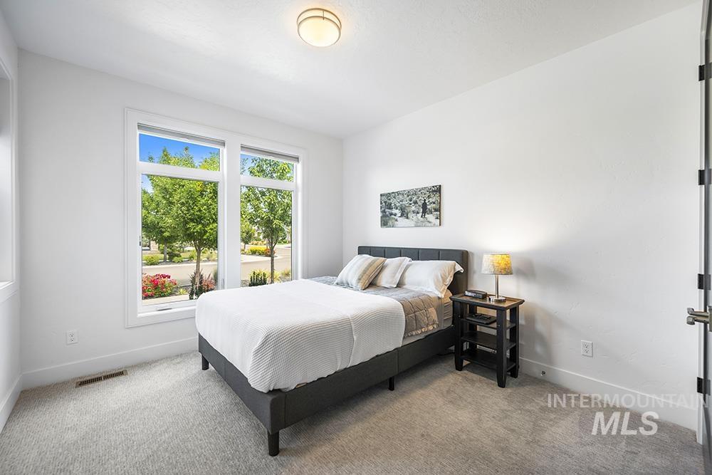 8059 W Corinthia St, Eagle, Idaho 83616, 4 Bedrooms, 2 Bathrooms, Residential For Sale, Price $839,900,MLS 98972534