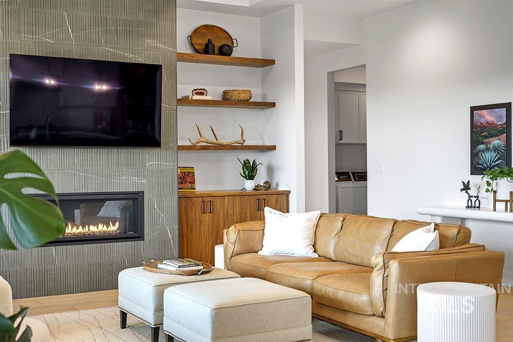 8059 W Corinthia St, Eagle, Idaho 83616, 4 Bedrooms, 2 Bathrooms, Residential For Sale, Price $839,900,MLS 98972534