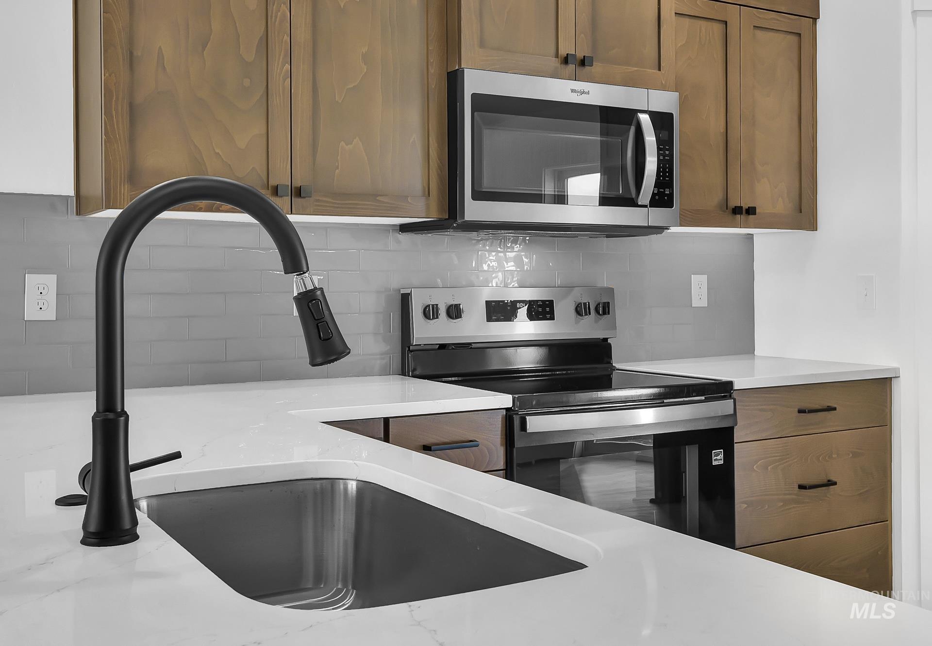 1160 Velvet Loop, Wilder, Idaho 83767, 3 Bedrooms, 2 Bathrooms, Residential For Sale, Price $349,999,MLS 98972535