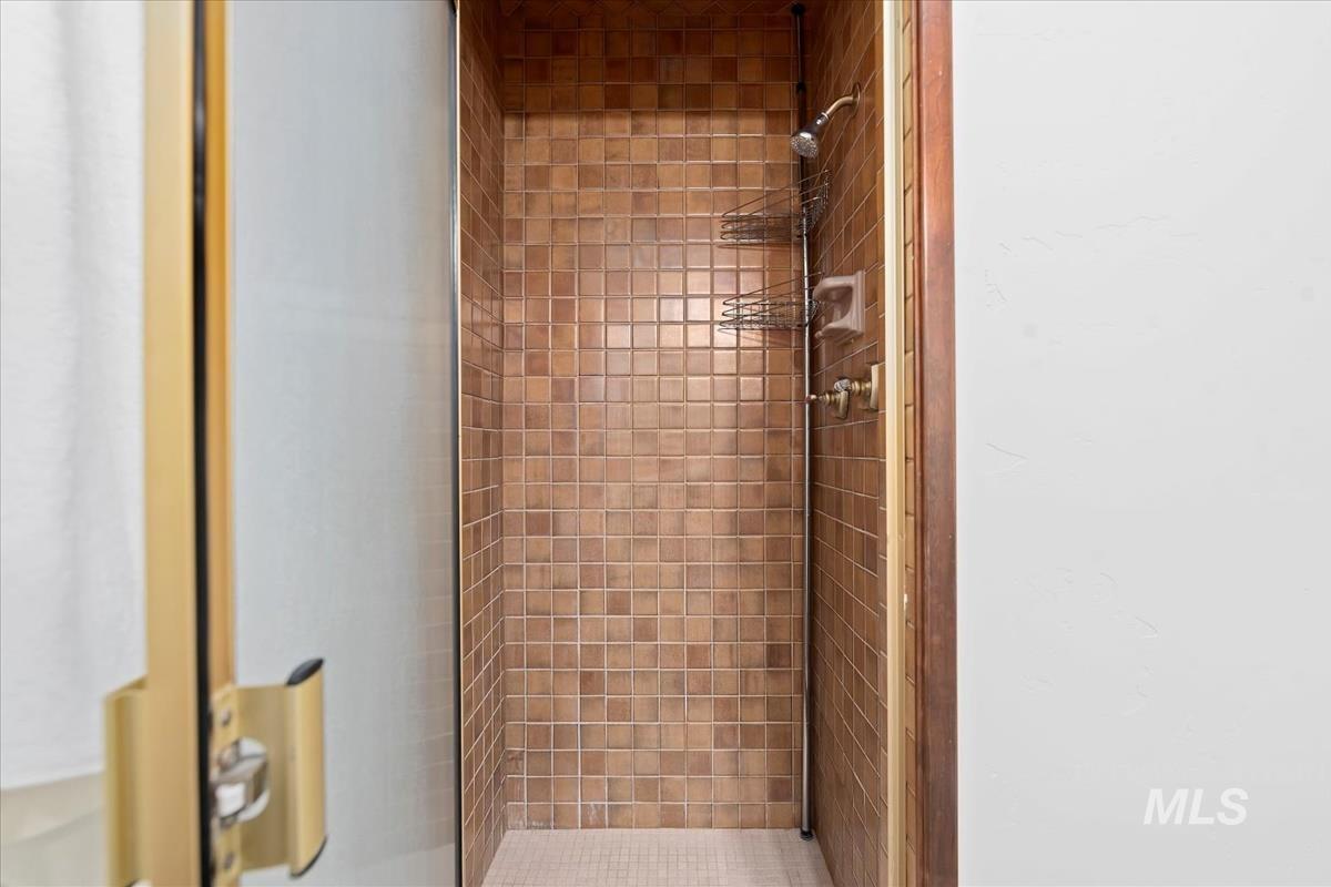 2981 Kimberland Drive, New Meadows, Idaho 83654, 2 Bedrooms, 3 Bathrooms, Residential For Sale, Price $449,900,MLS 98972536