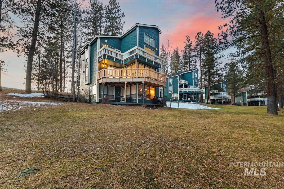 2981 Kimberland Drive, New Meadows, Idaho 83654, 2 Bedrooms, 3 Bathrooms, Residential For Sale, Price $449,900,MLS 98972536