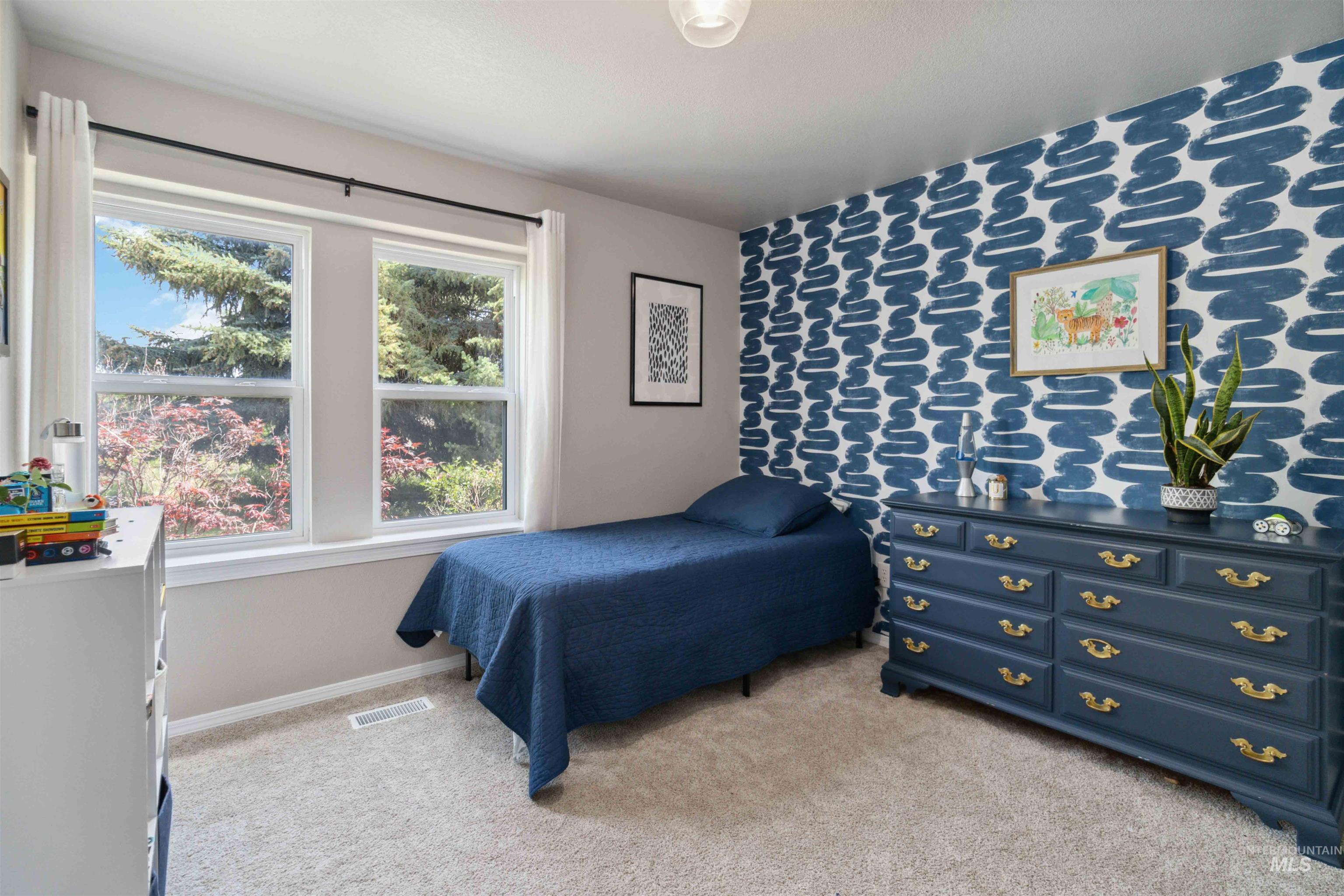 7985 S Cloverdale Rd., Boise, Idaho 83709, 5 Bedrooms, 4 Bathrooms, Residential For Sale, Price $977,000,MLS 98972537