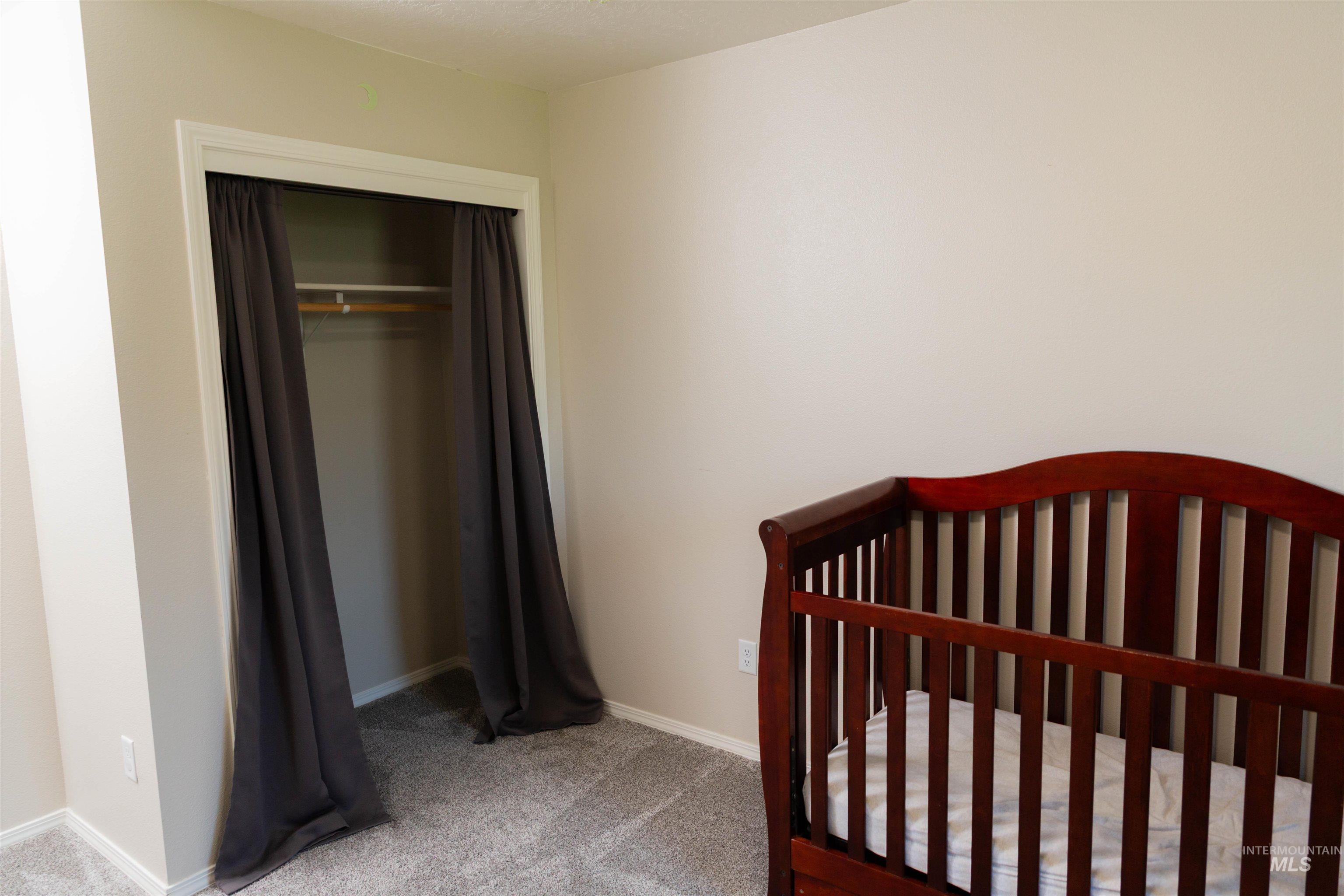 16919 Abram Ave., Caldwell, Idaho 83607, 3 Bedrooms, 2 Bathrooms, Residential For Sale, Price $359,000,MLS 98972538