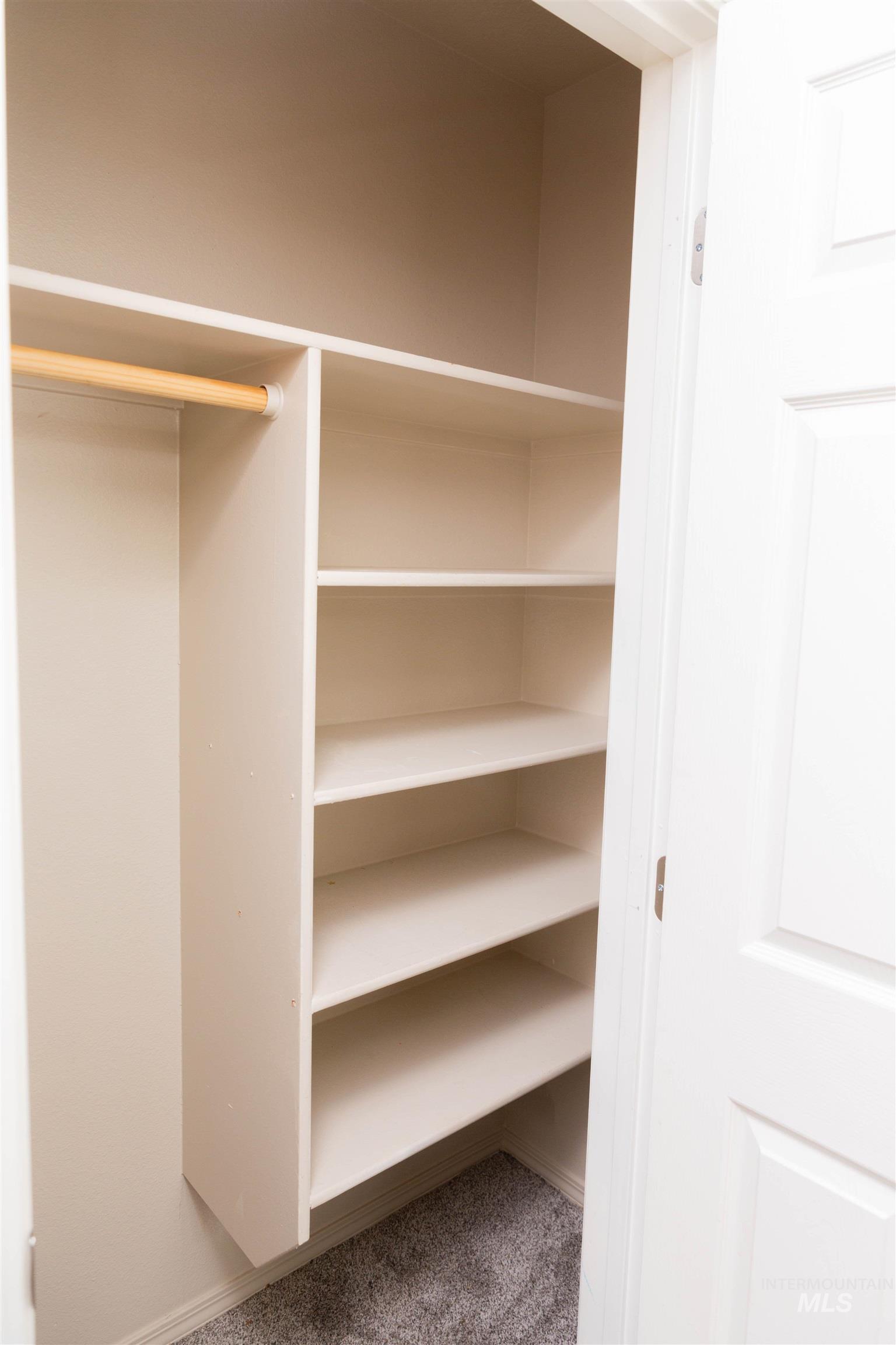 16919 Abram Ave., Caldwell, Idaho 83607, 3 Bedrooms, 2 Bathrooms, Residential For Sale, Price $359,000,MLS 98972538