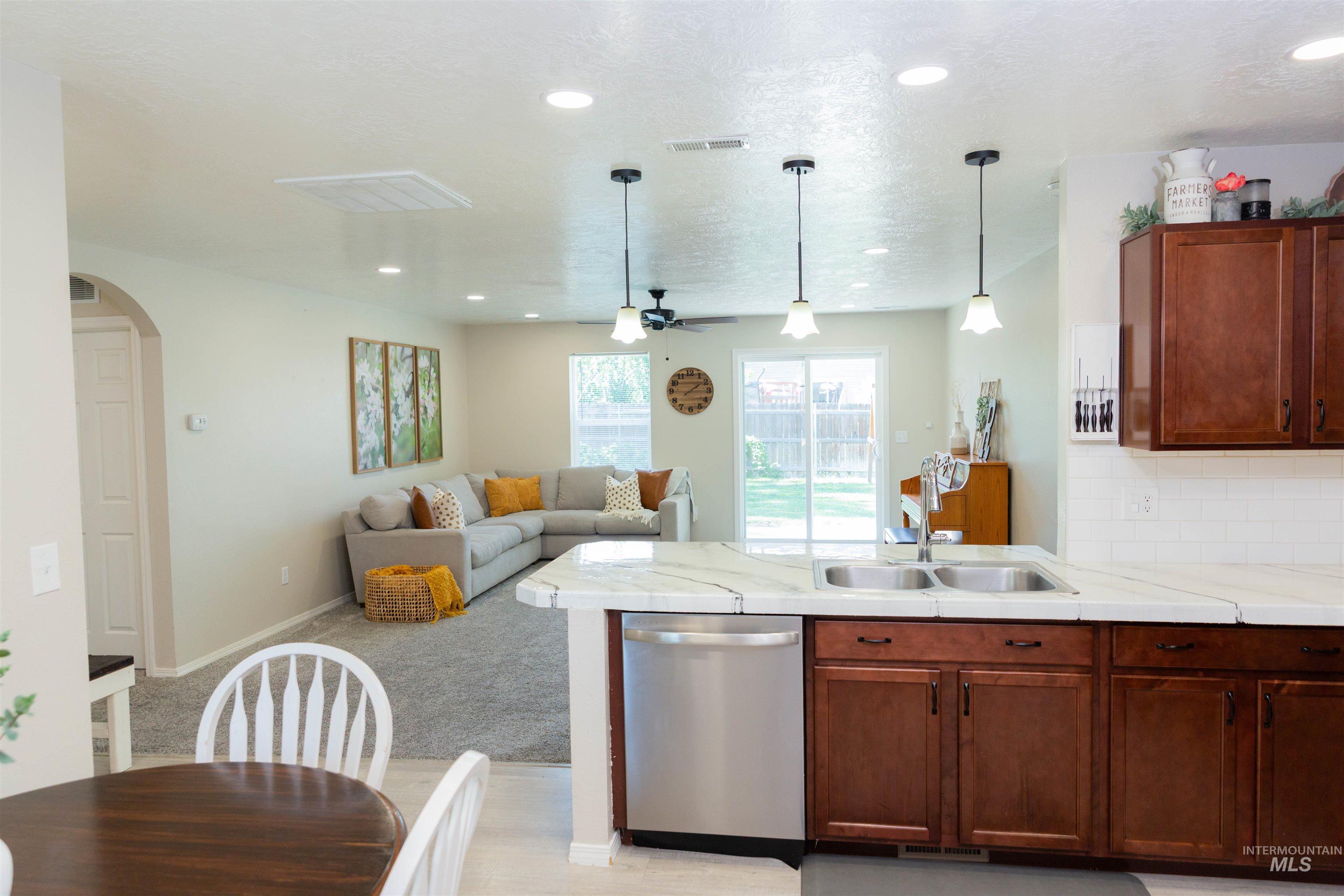 16919 Abram Ave., Caldwell, Idaho 83607, 3 Bedrooms, 2 Bathrooms, Residential For Sale, Price $359,000,MLS 98972538