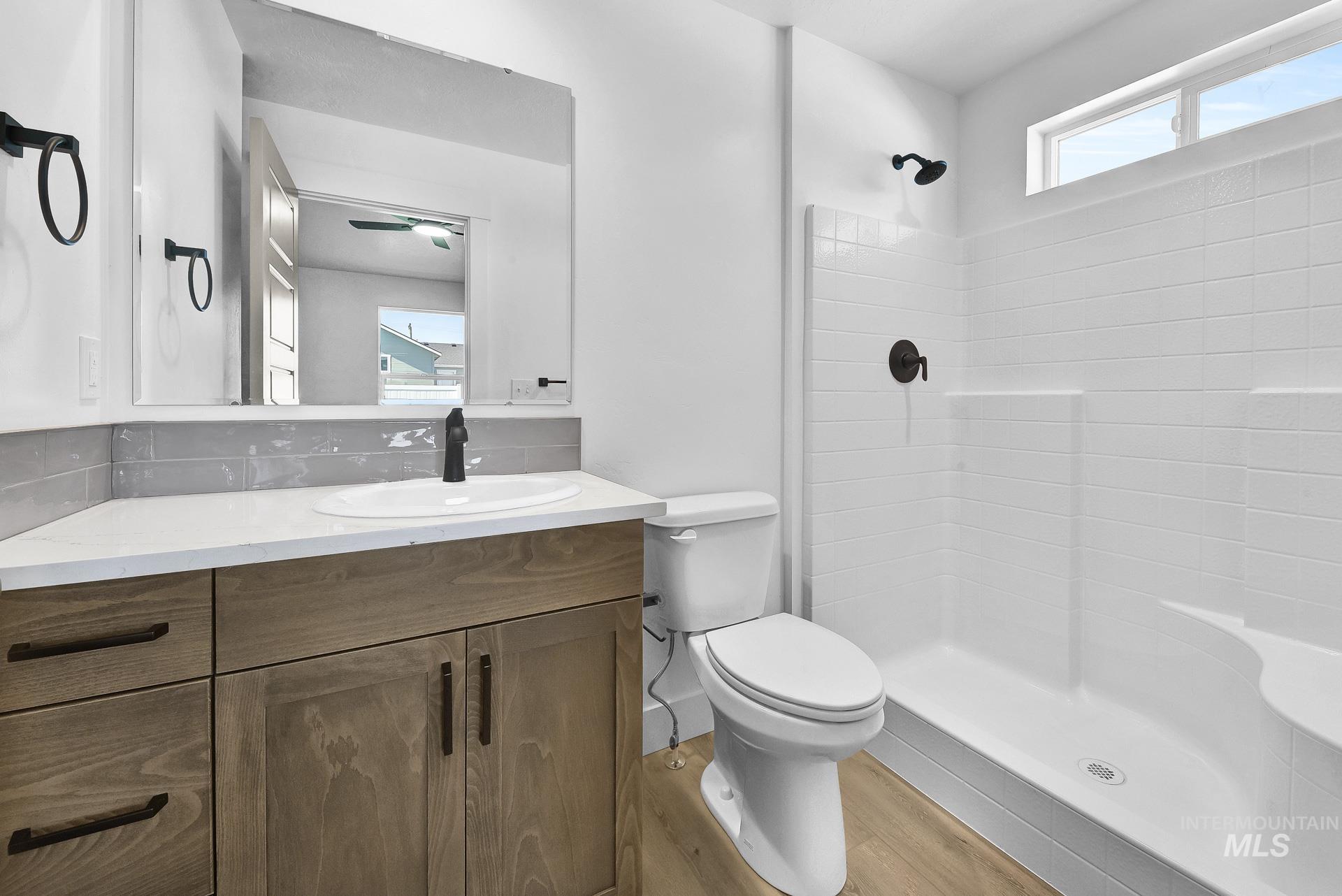 1162 Velvet Loop, Wilder, Idaho 83676, 3 Bedrooms, 2 Bathrooms, Residential For Sale, Price $328,000,MLS 98972540