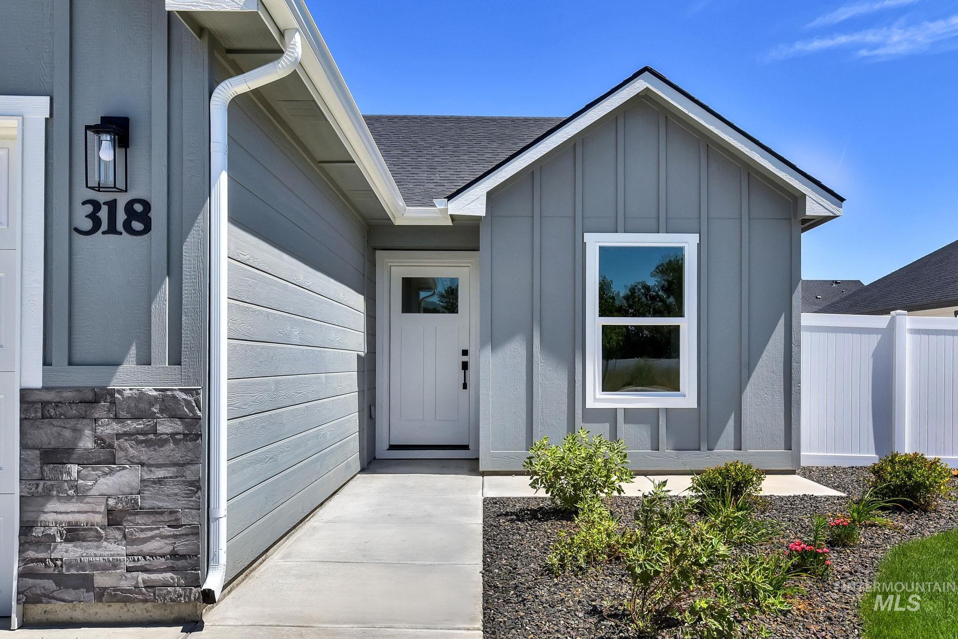 1162 Velvet Loop, Wilder, Idaho 83676, 3 Bedrooms, 2 Bathrooms, Residential For Sale, Price $328,000,MLS 98972540