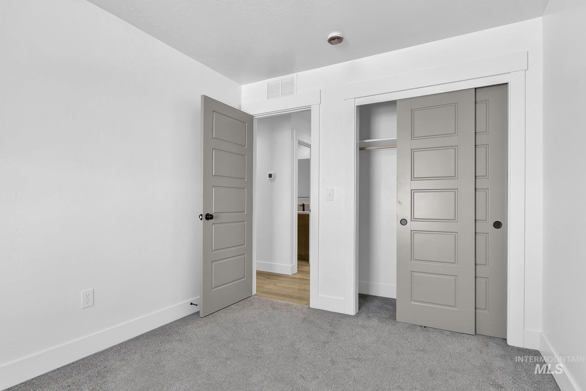 1162 Velvet Loop, Wilder, Idaho 83676, 3 Bedrooms, 2 Bathrooms, Residential For Sale, Price $328,000,MLS 98972540