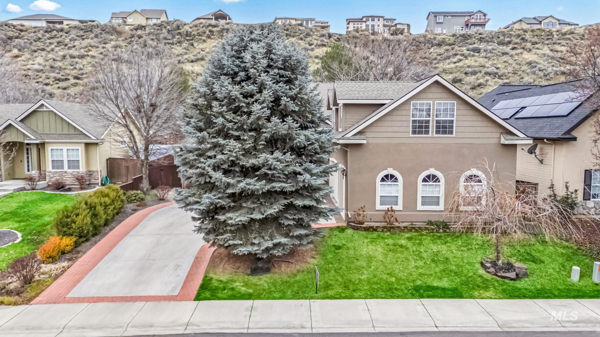 4235 E Trekker Rim, Boise, Idaho 83716, 3 Bedrooms, 3.5 Bathrooms, Residential For Sale, Price $869,900,MLS 98972541