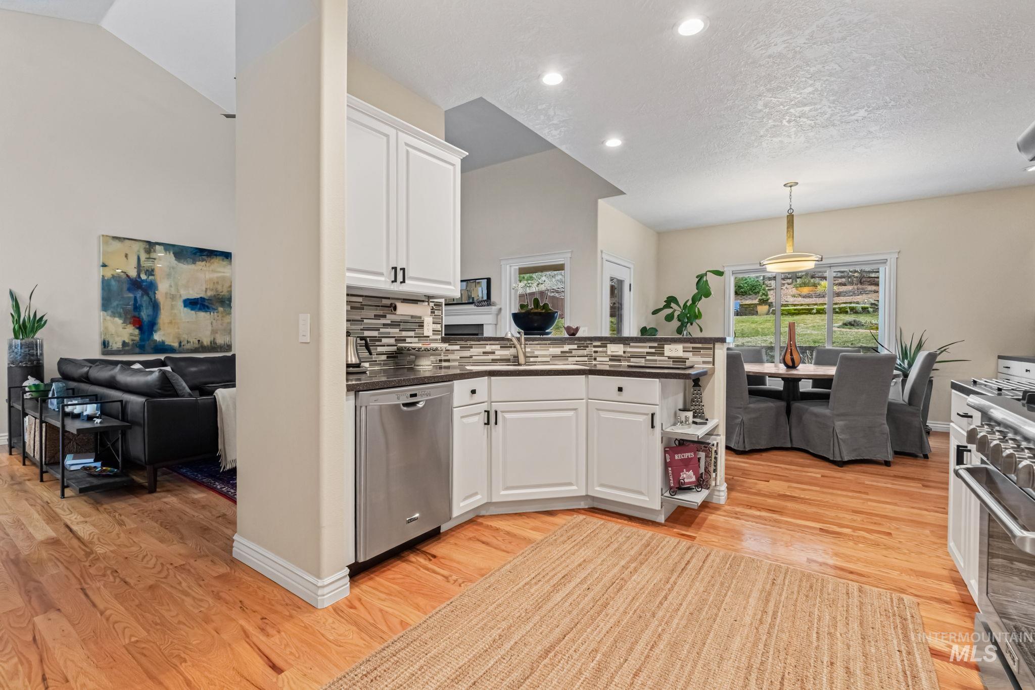 4235 E Trekker Rim, Boise, Idaho 83716, 3 Bedrooms, 3.5 Bathrooms, Residential For Sale, Price $869,900,MLS 98972541