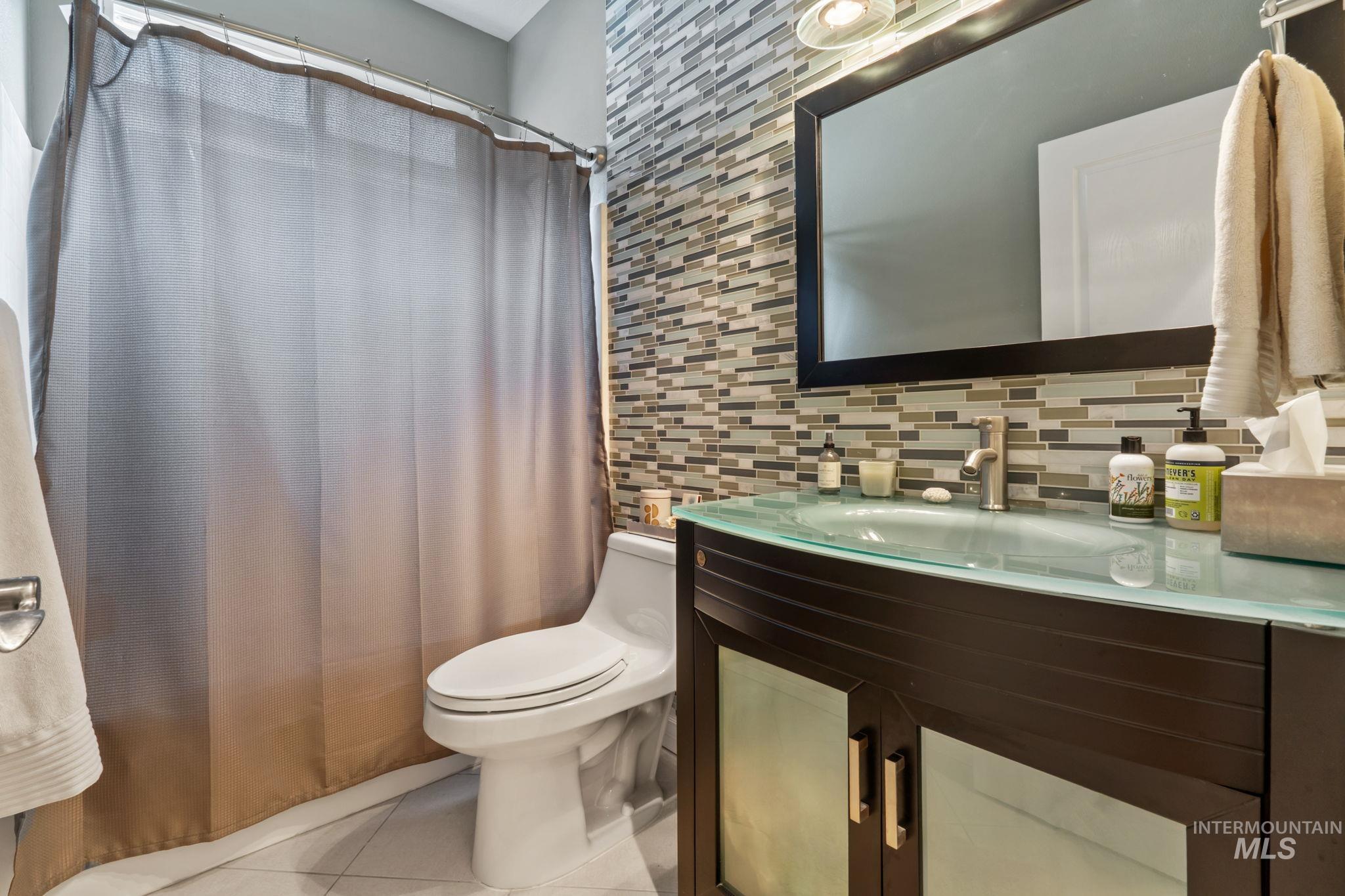 4235 E Trekker Rim, Boise, Idaho 83716, 3 Bedrooms, 3.5 Bathrooms, Residential For Sale, Price $869,900,MLS 98972541