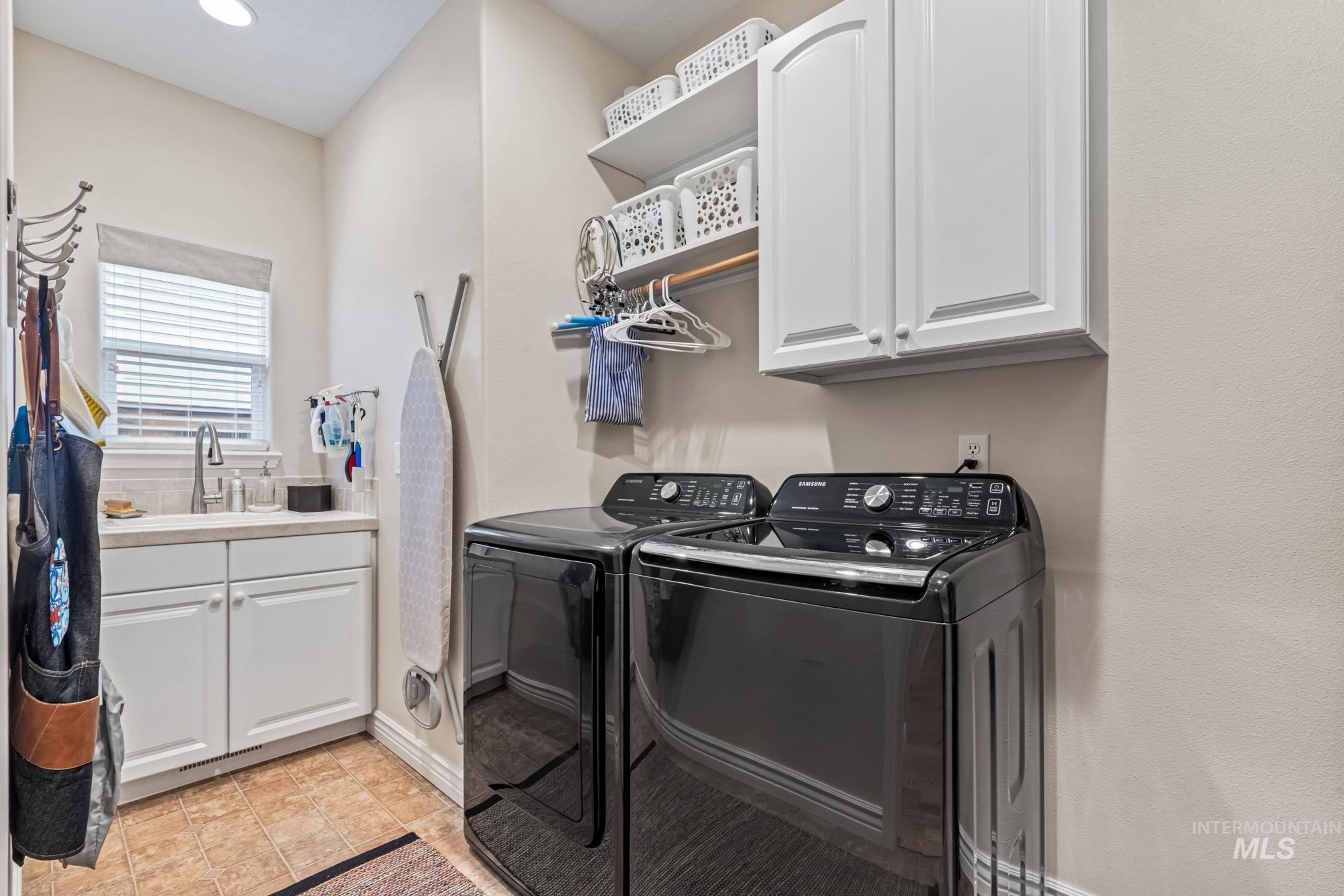 4235 E Trekker Rim, Boise, Idaho 83716, 3 Bedrooms, 3.5 Bathrooms, Residential For Sale, Price $869,900,MLS 98972541