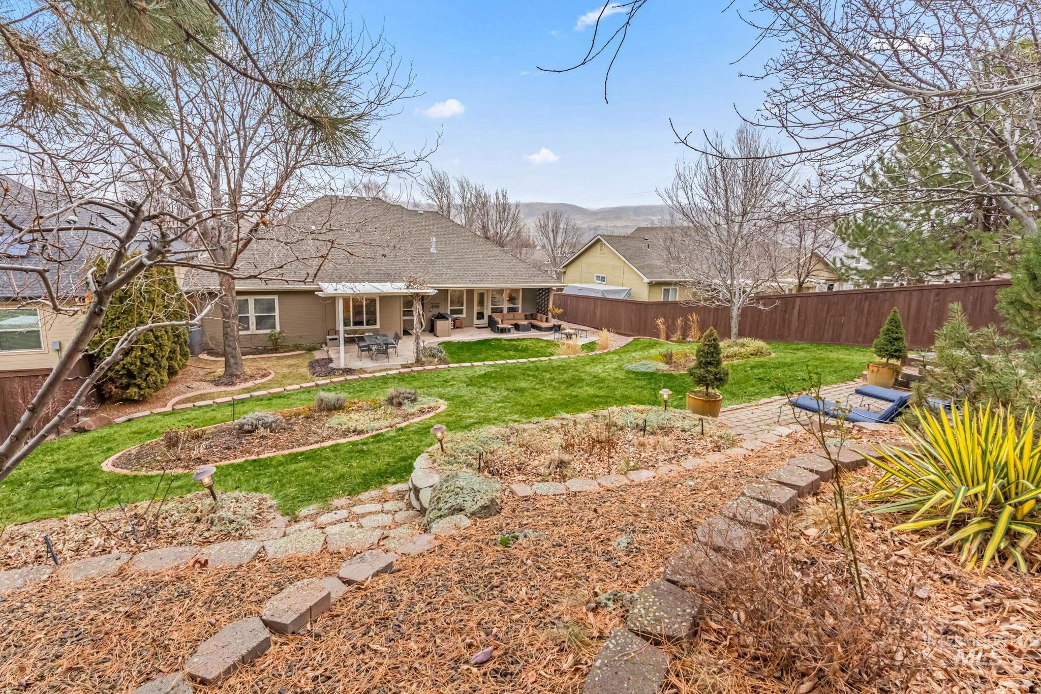 4235 E Trekker Rim, Boise, Idaho 83716, 3 Bedrooms, 3.5 Bathrooms, Residential For Sale, Price $869,900,MLS 98972541