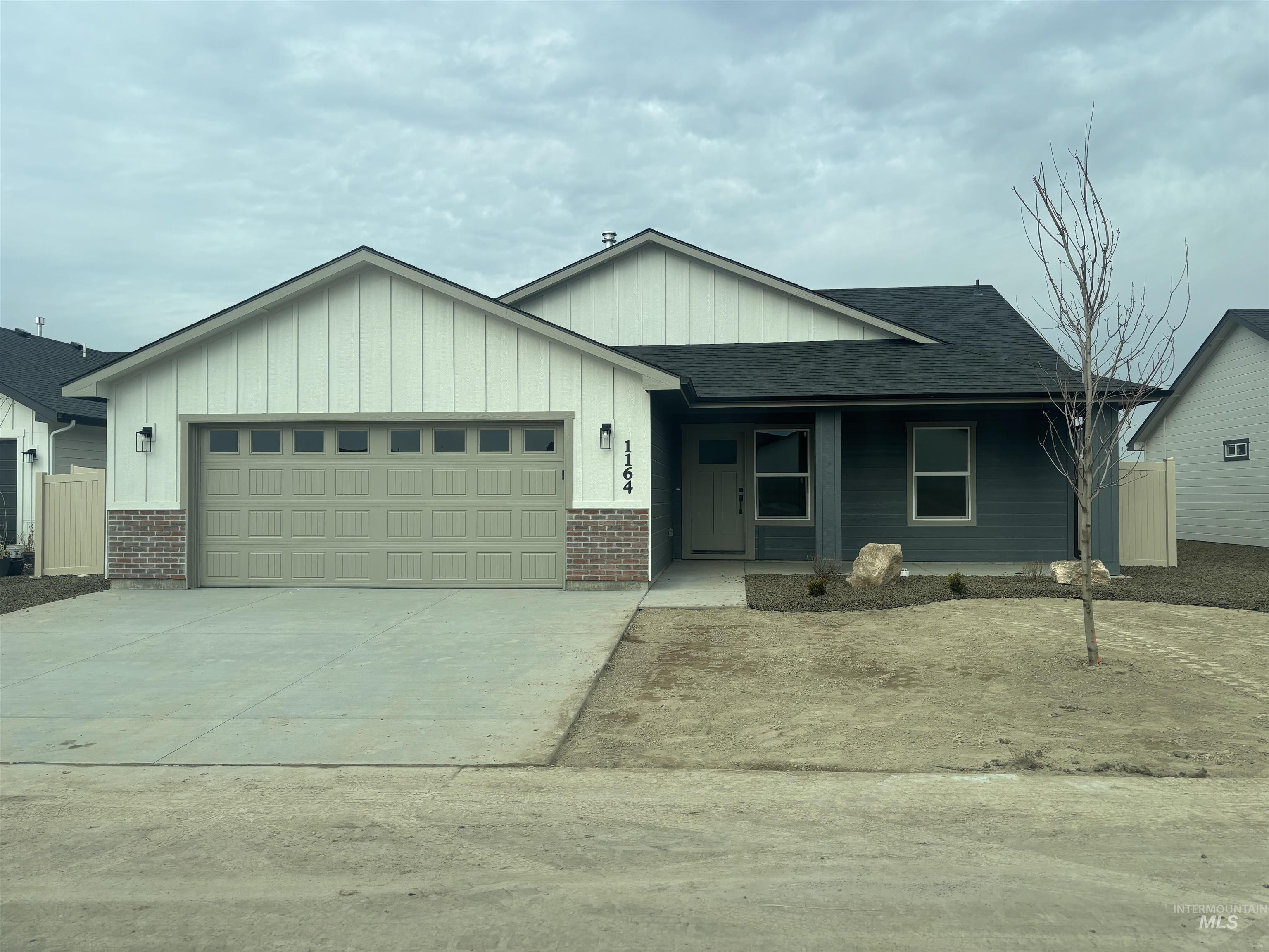 1164 Velvet Loop, Wilder, Idaho 83676, 3 Bedrooms, 2 Bathrooms, Residential For Sale, Price $359,999,MLS 98972542