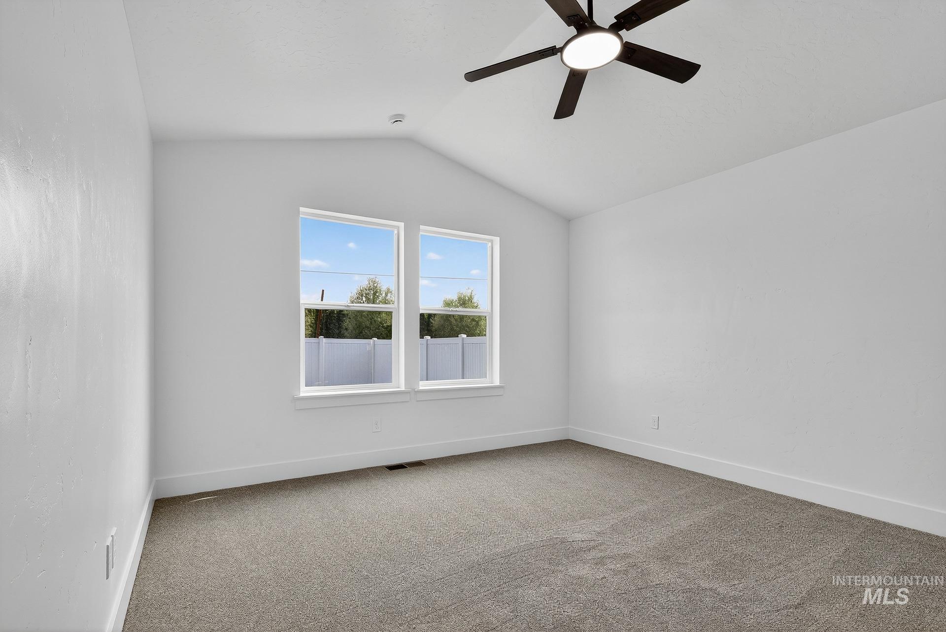 1164 Velvet Loop, Wilder, Idaho 83676, 3 Bedrooms, 2 Bathrooms, Residential For Sale, Price $372,999,MLS 98972542