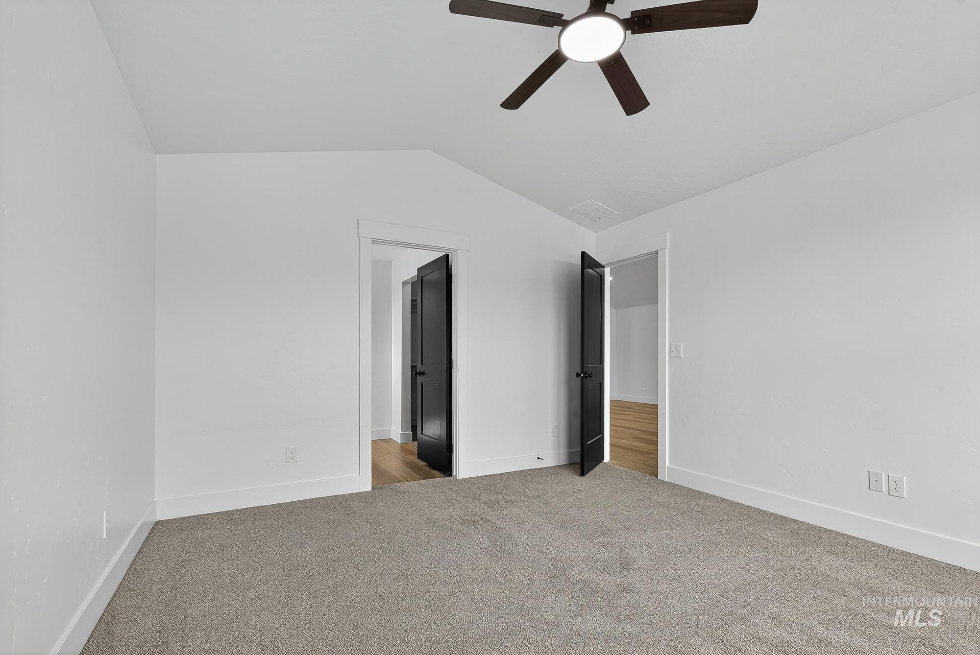 1164 Velvet Loop, Wilder, Idaho 83676, 3 Bedrooms, 2 Bathrooms, Residential For Sale, Price $372,999,MLS 98972542