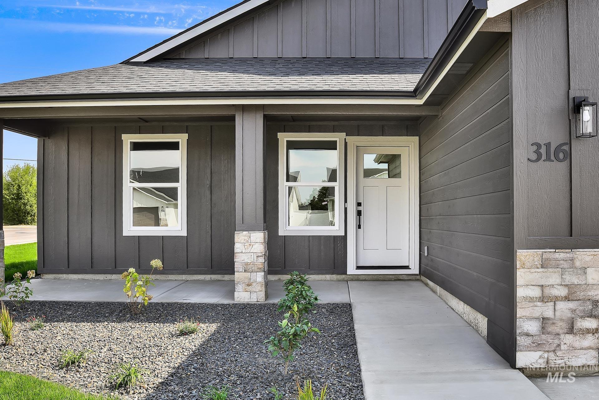1164 Velvet Loop, Wilder, Idaho 83676, 3 Bedrooms, 2 Bathrooms, Residential For Sale, Price $372,999,MLS 98972542